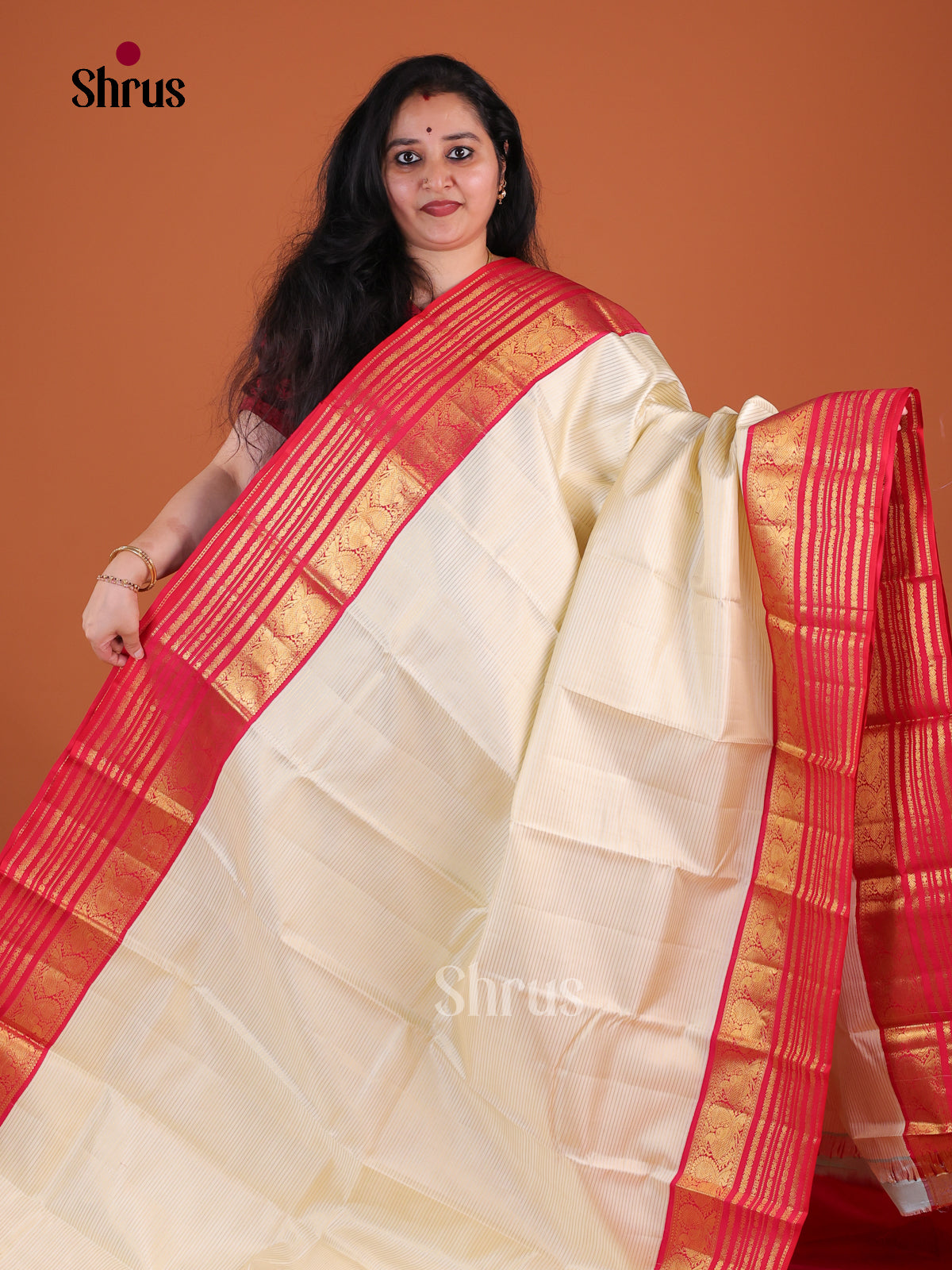 Stunning Off White Kanchipuram Pattu Saree With Self Stripes | Red Border With Gold Zari Bands & Lines