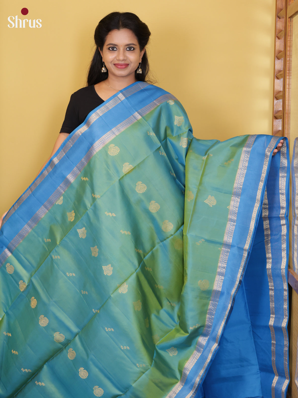 Buy Majestic Teal Green Pure Soft Silk Saree with Zari Floral Buttas, Sky Blue Rettapet Border & Pallu