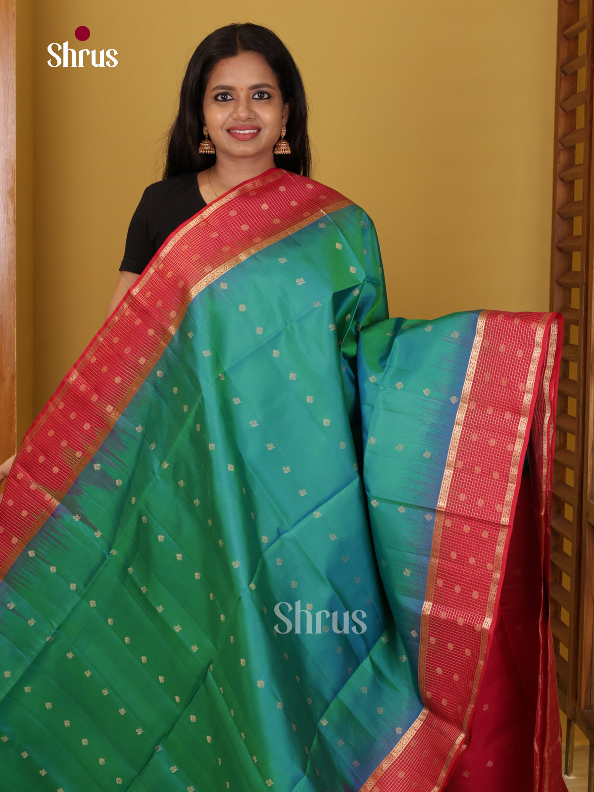 Buy Chic Teal Green Soft Silk Sarees with Thousand Buttas, Pink Rettapet Border & Brocade Pallu 