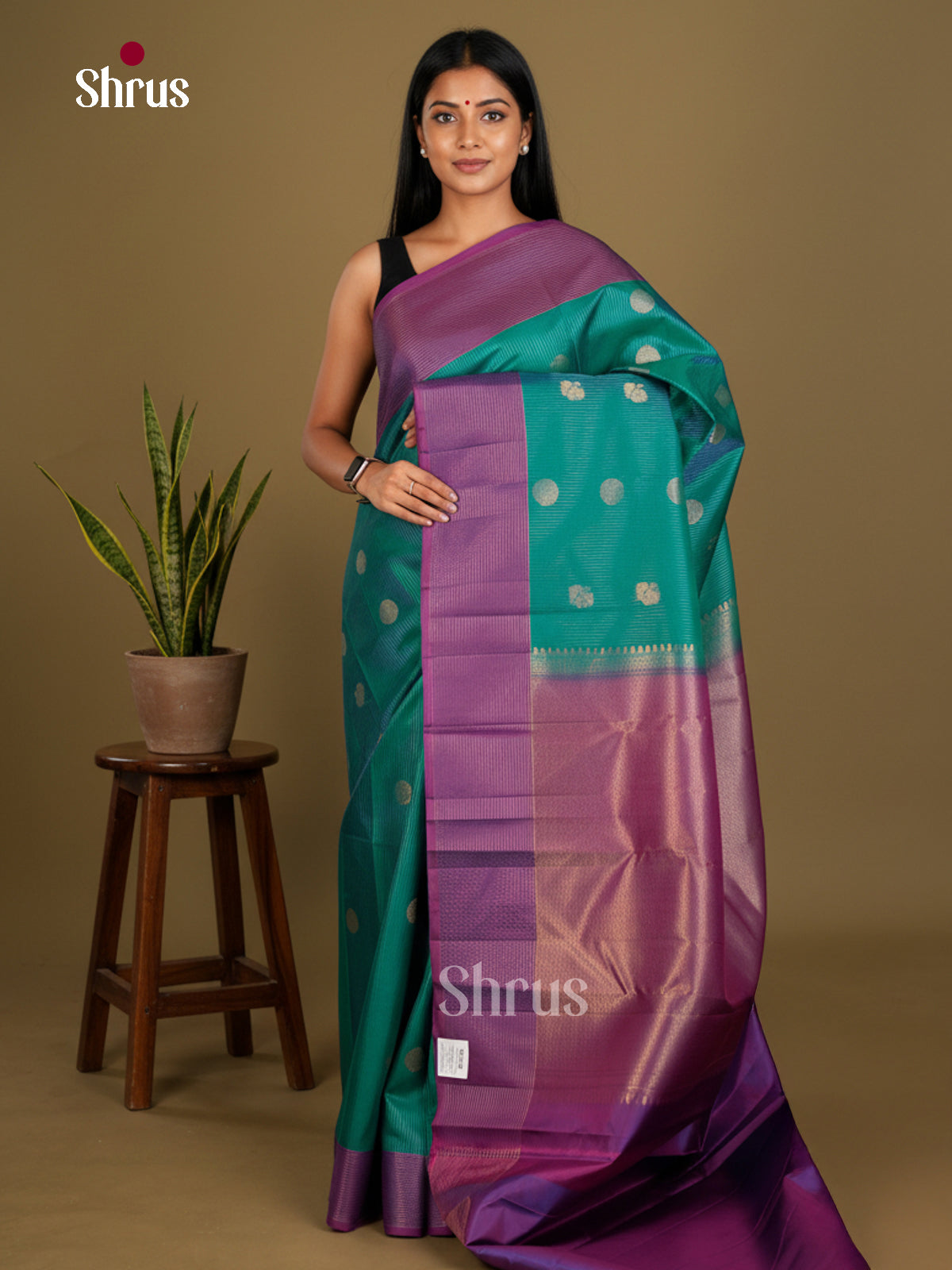 Buy Classy Teal Kanchipuram Silk Saree With Zari Stripes, Coin Buttas, Magenta Border & Brocade Pallu