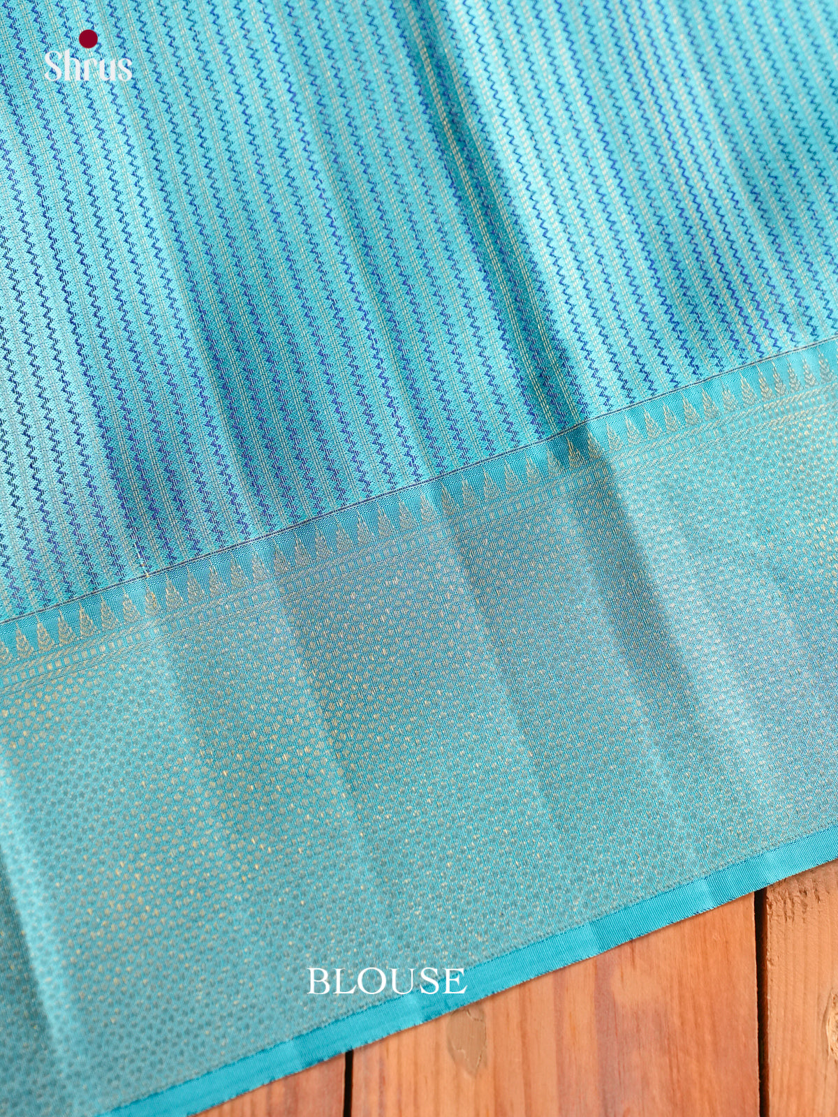 Timeless Royal Blue Kanchipuram Pattu Saree With Checks, Bird Motifs & Sky Blue Zari Border