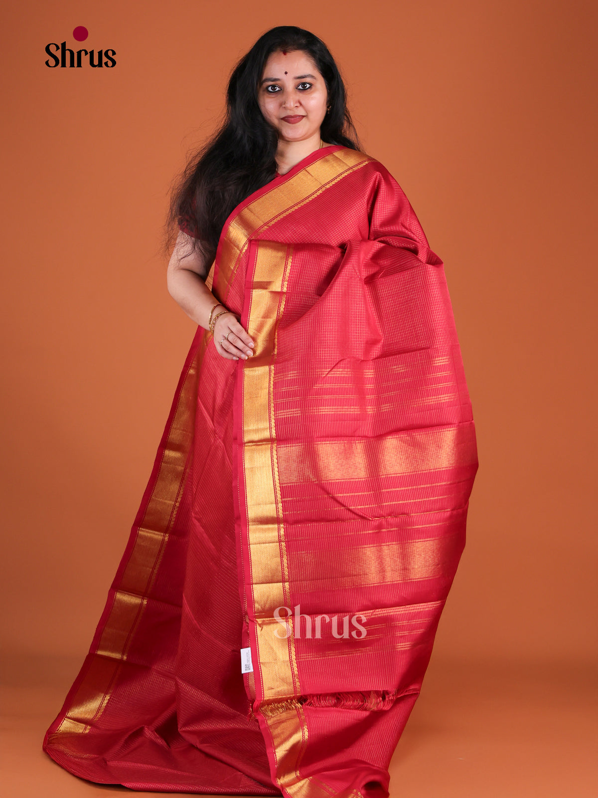 Traditional Red Kanchipuram Silk Saree With Intricate Checks | Self Zari Border & Traditional Pallu
