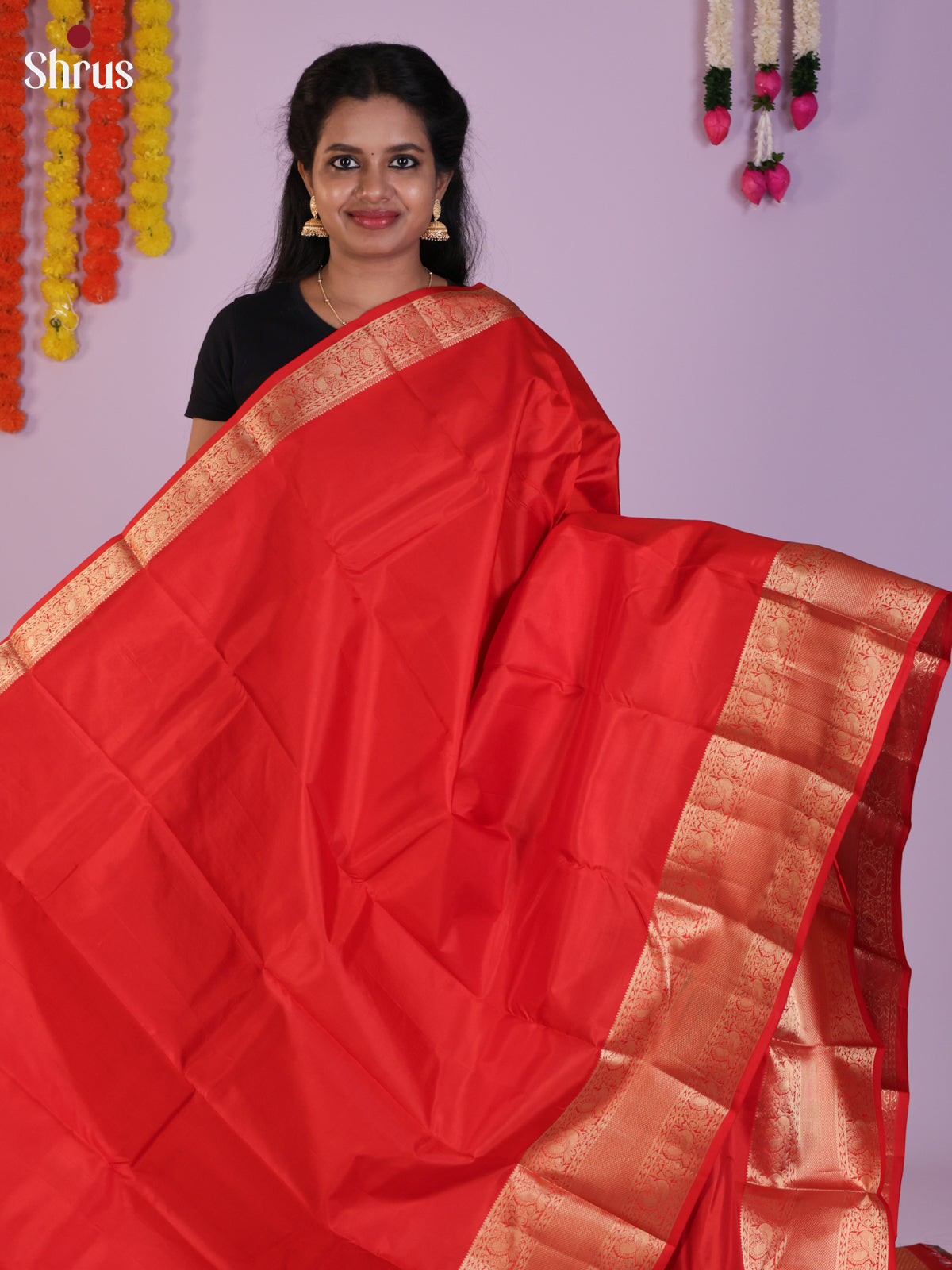 Buy Breathtaking Vermillion Red Kanchipuram Saree With Broad Zari Border & Brocade Pallu