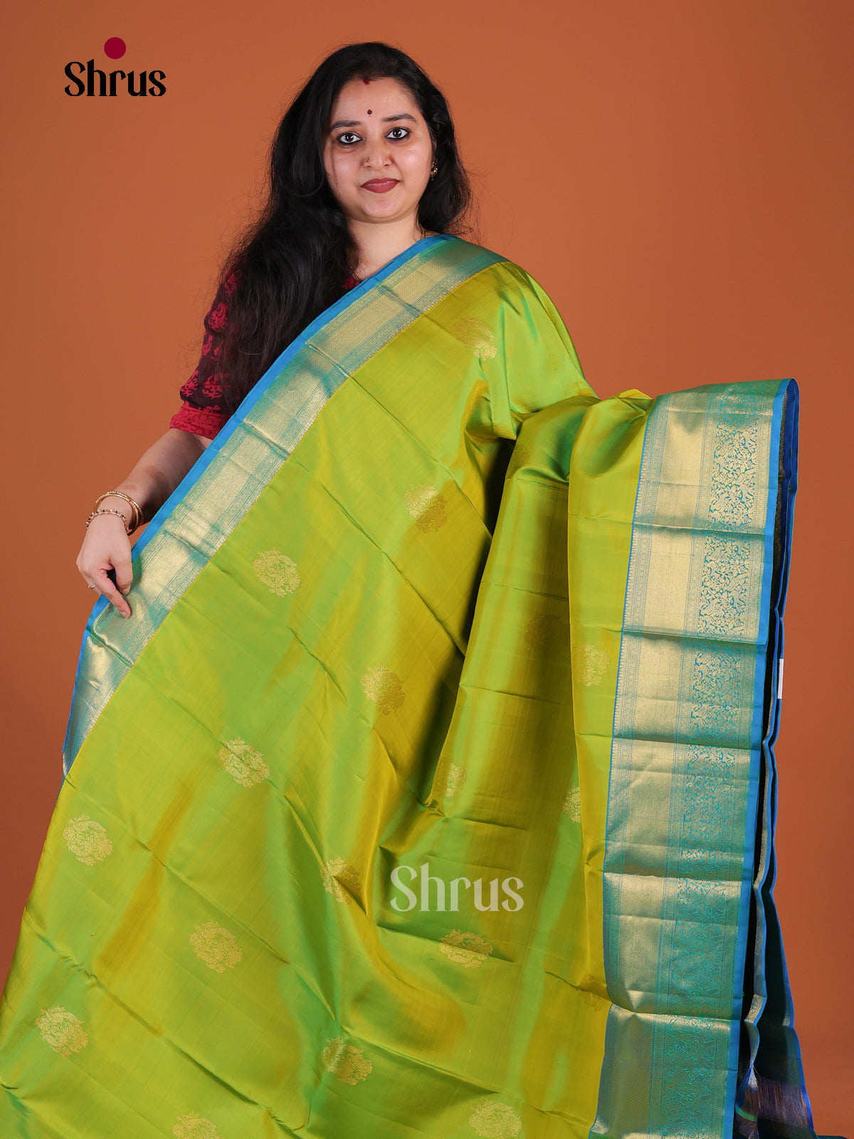 Vibrant Lime Green Kanchipuram Pattu Saree With Gold Zari Motifs | Sky Blue Zari Border & Brocade Pallu