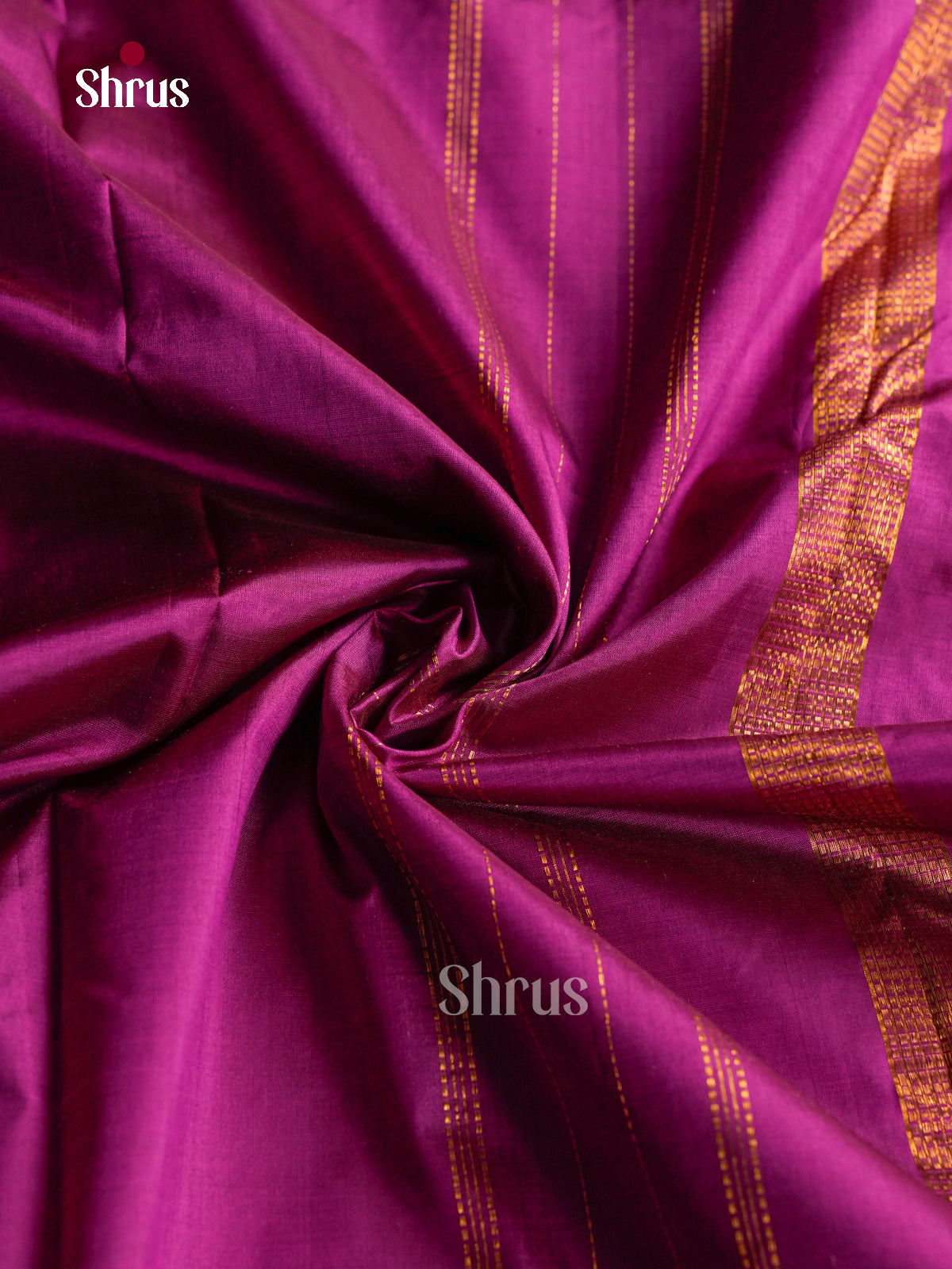 Vibrant Magenta 9Yards Pattu Saree With Plain Body | Self Kaddi Zari & Chit Pallu