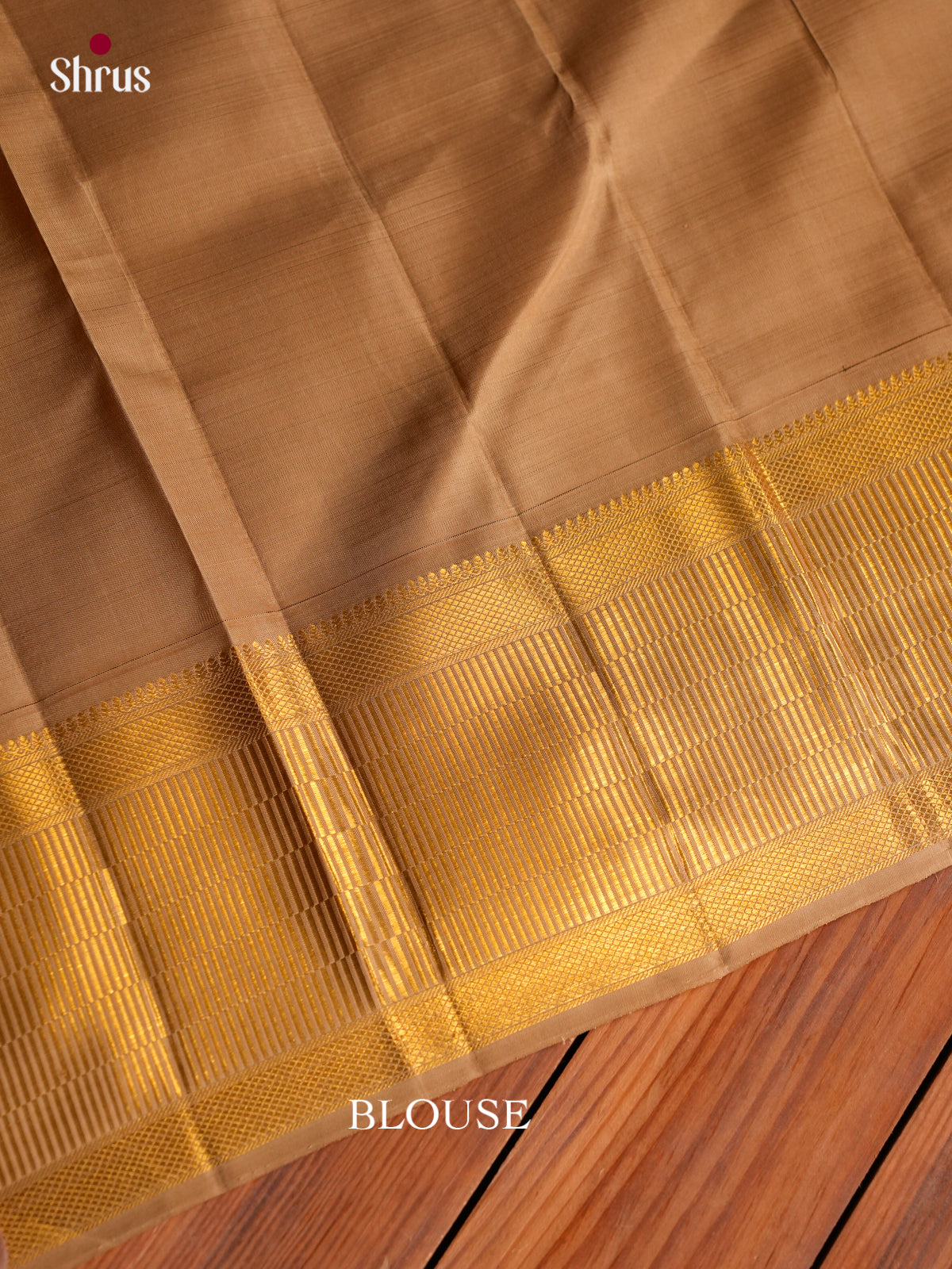 Vivid Pink Kanchi Pattu Saree With Gold Checks & Buttas | Golden Zari Border & Pallu