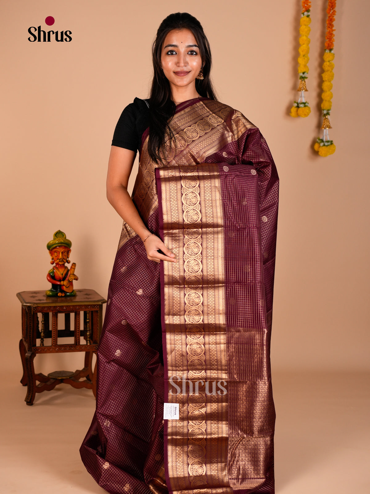 Buy Classic Wine Kanchipuram Silk Saree with Vaira Oosi Checks, Buttas, Zari Border & BRocade Pallu