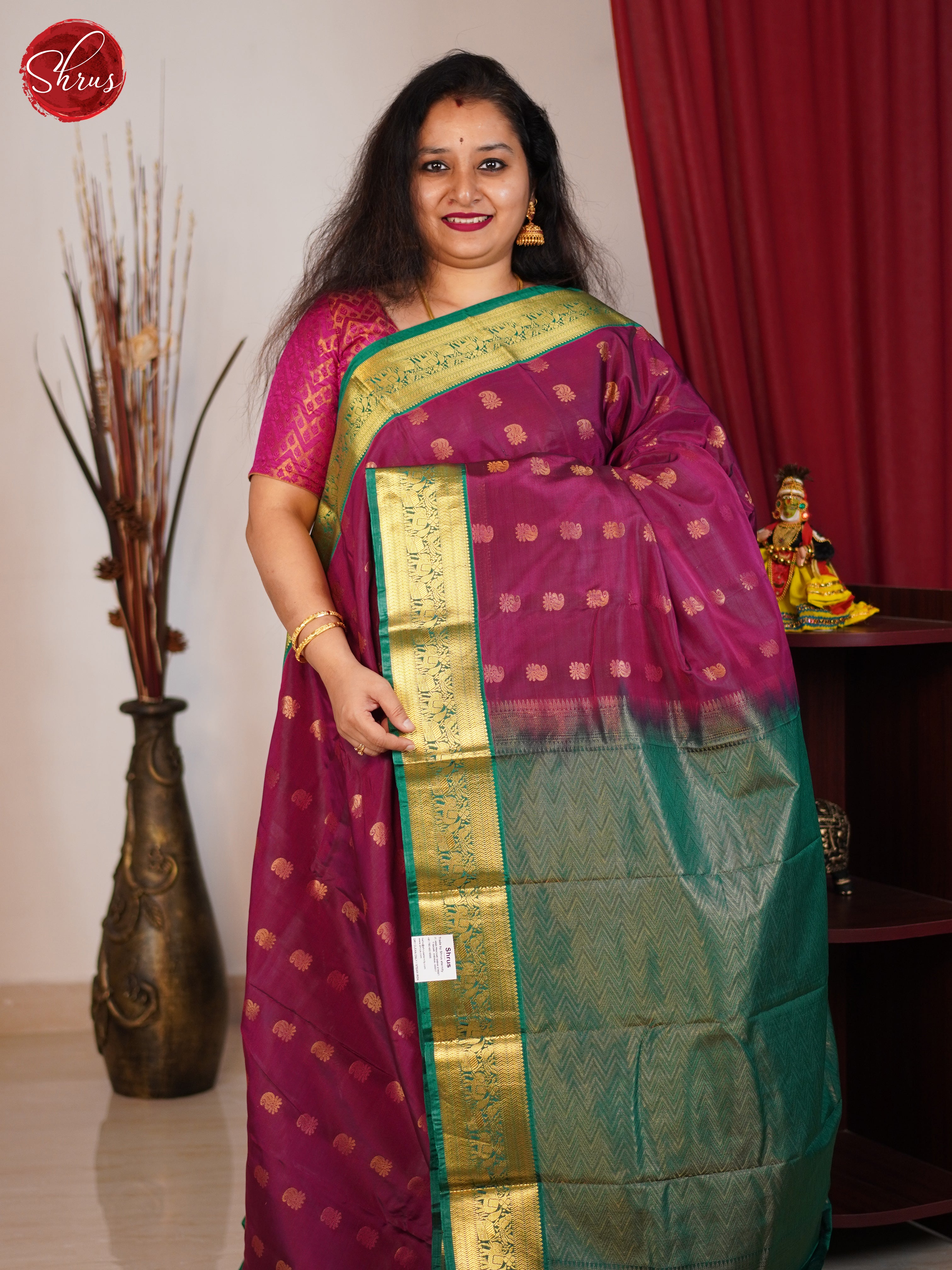 Red & Green - Kanchipuram half Pure Silk Saree - Shop on ShrusEternity.com