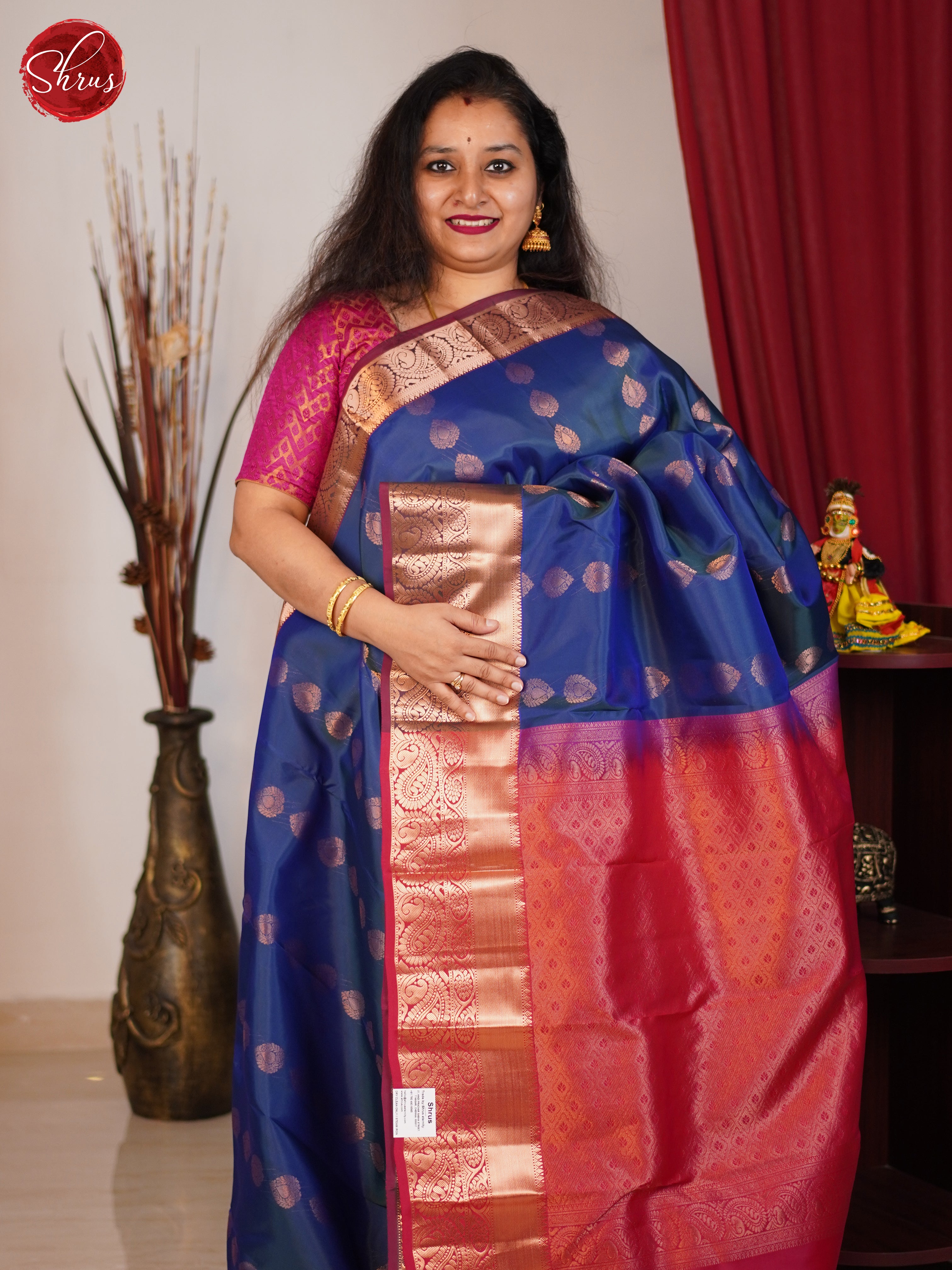 Peacock Neck & Red- Kanchipuram halfpure Saree - Shop on ShrusEternity.com