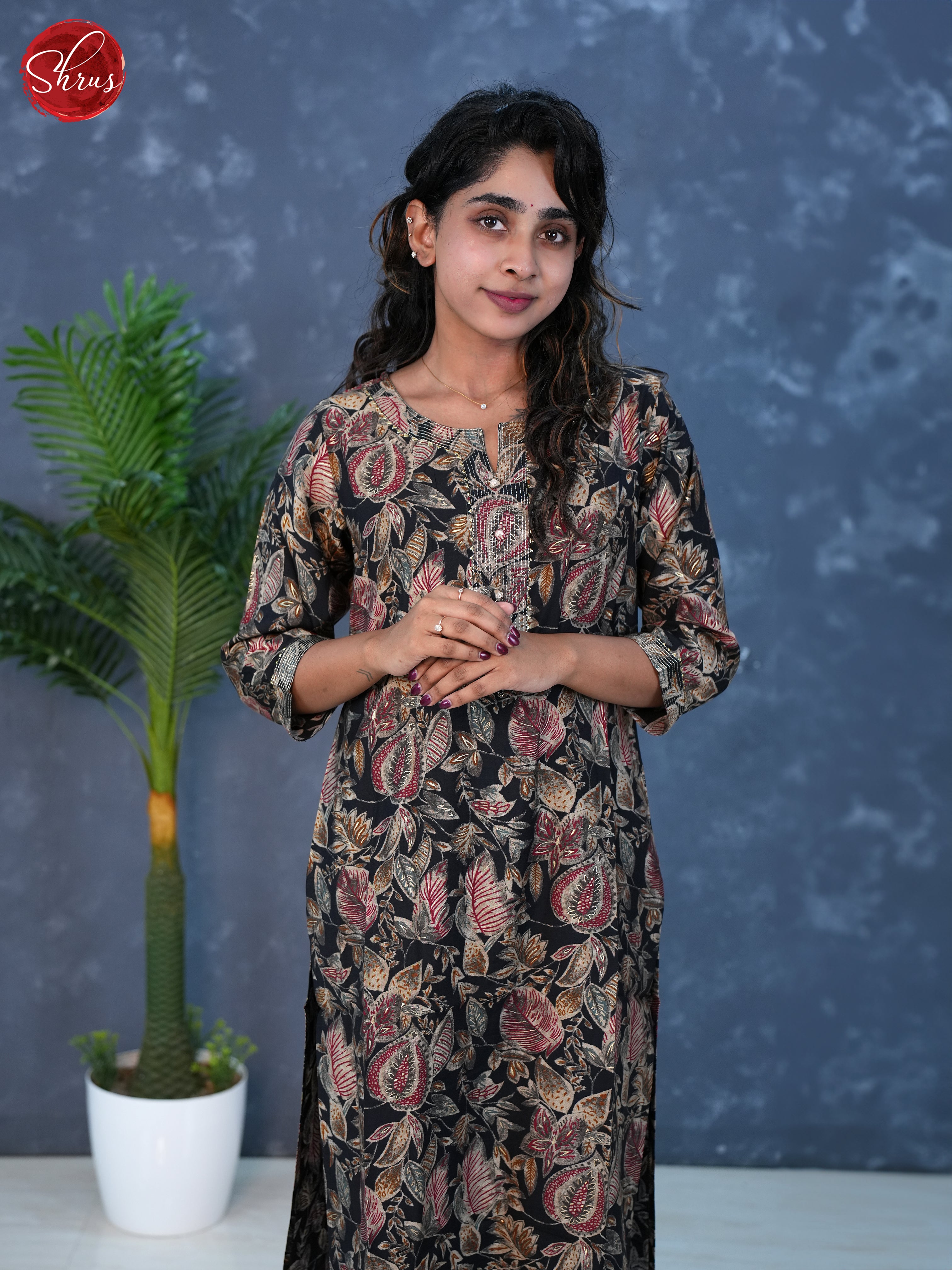 Black -Printed  Readymade kurti - Shop on ShrusEternity.com