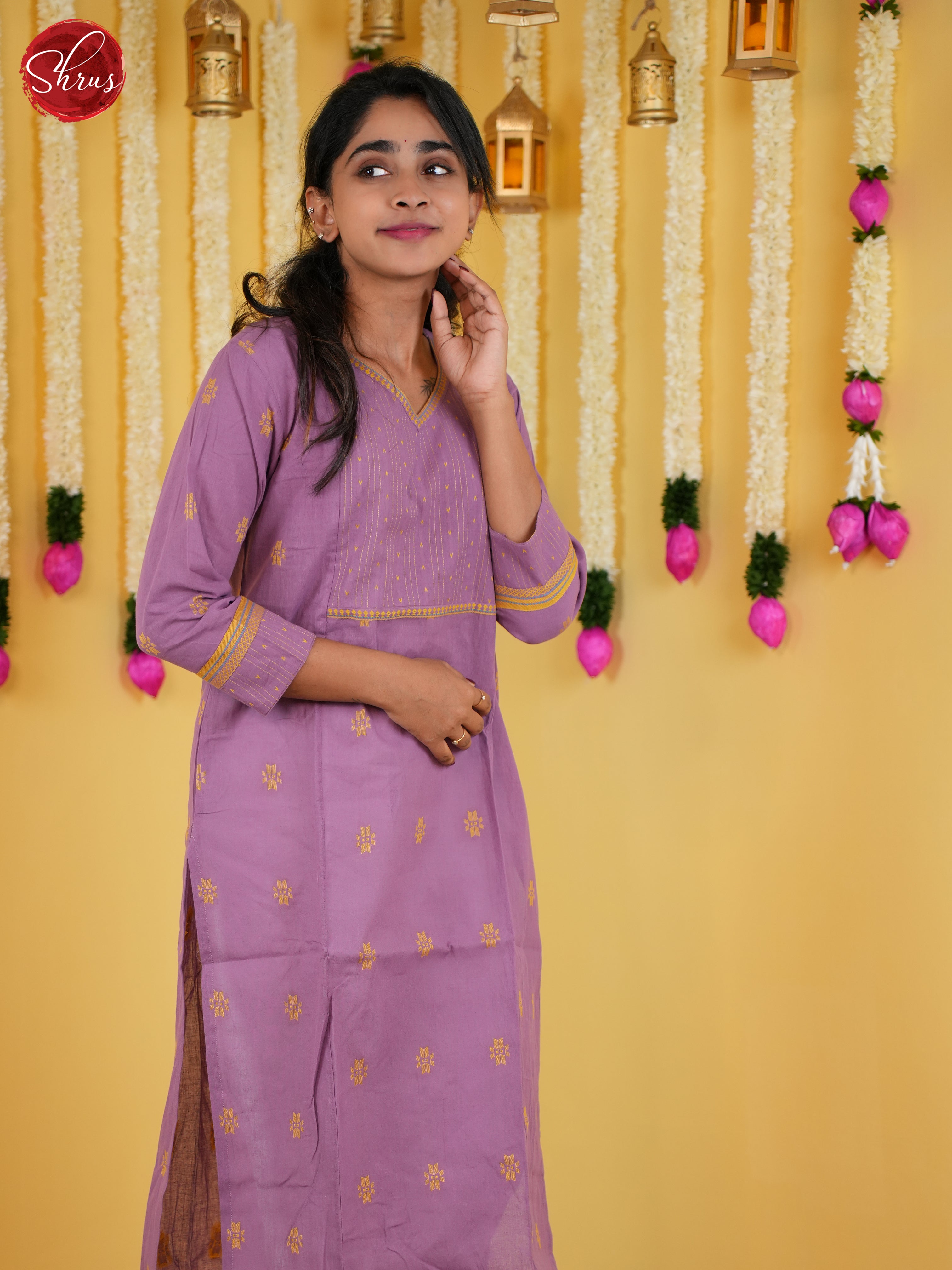 BIS27333 - Readymade Kurti - Shop on ShrusEternity.com