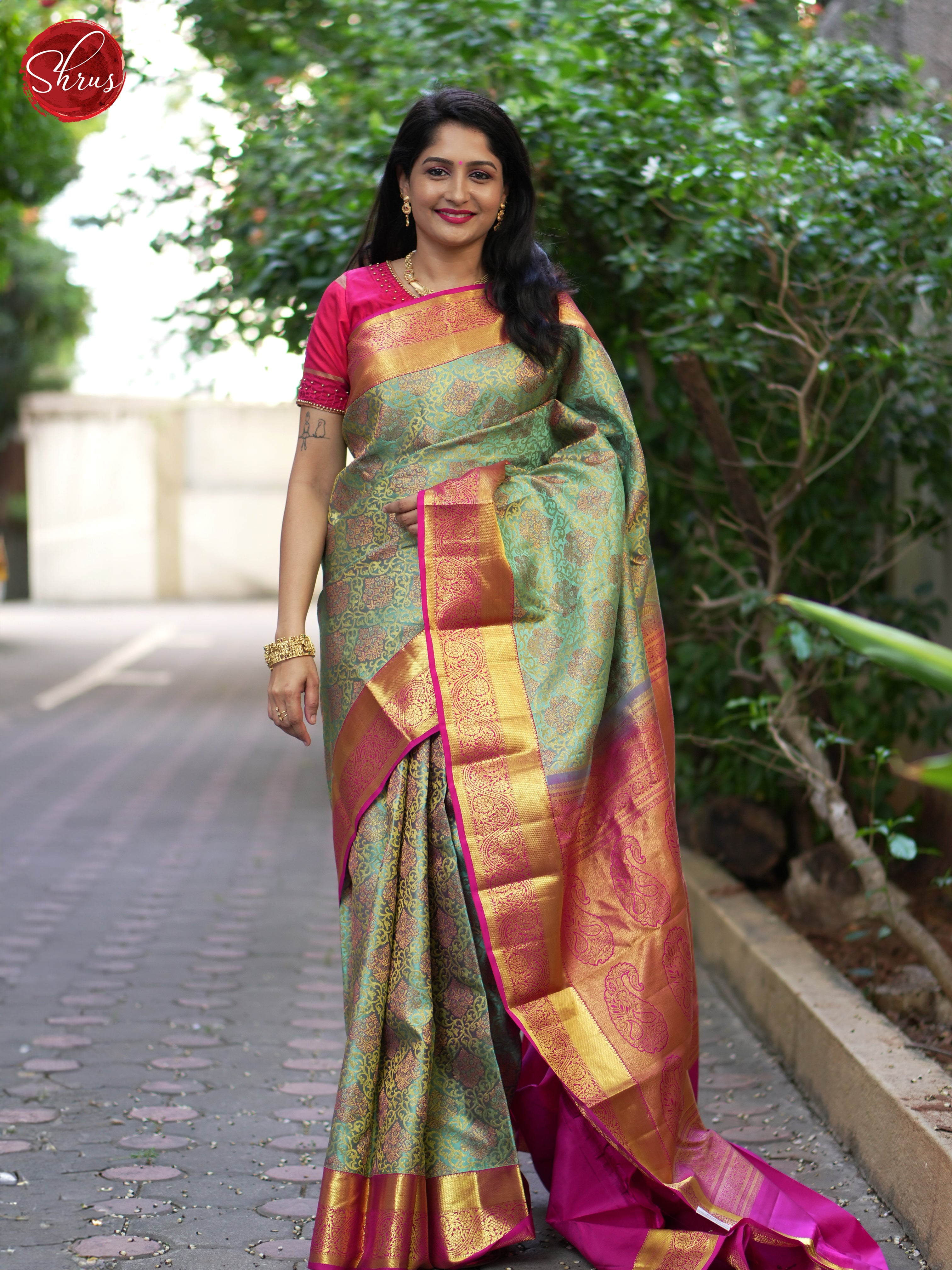 Green And Pink-Kanchipuram silk Saree - Shop on ShrusEternity.com