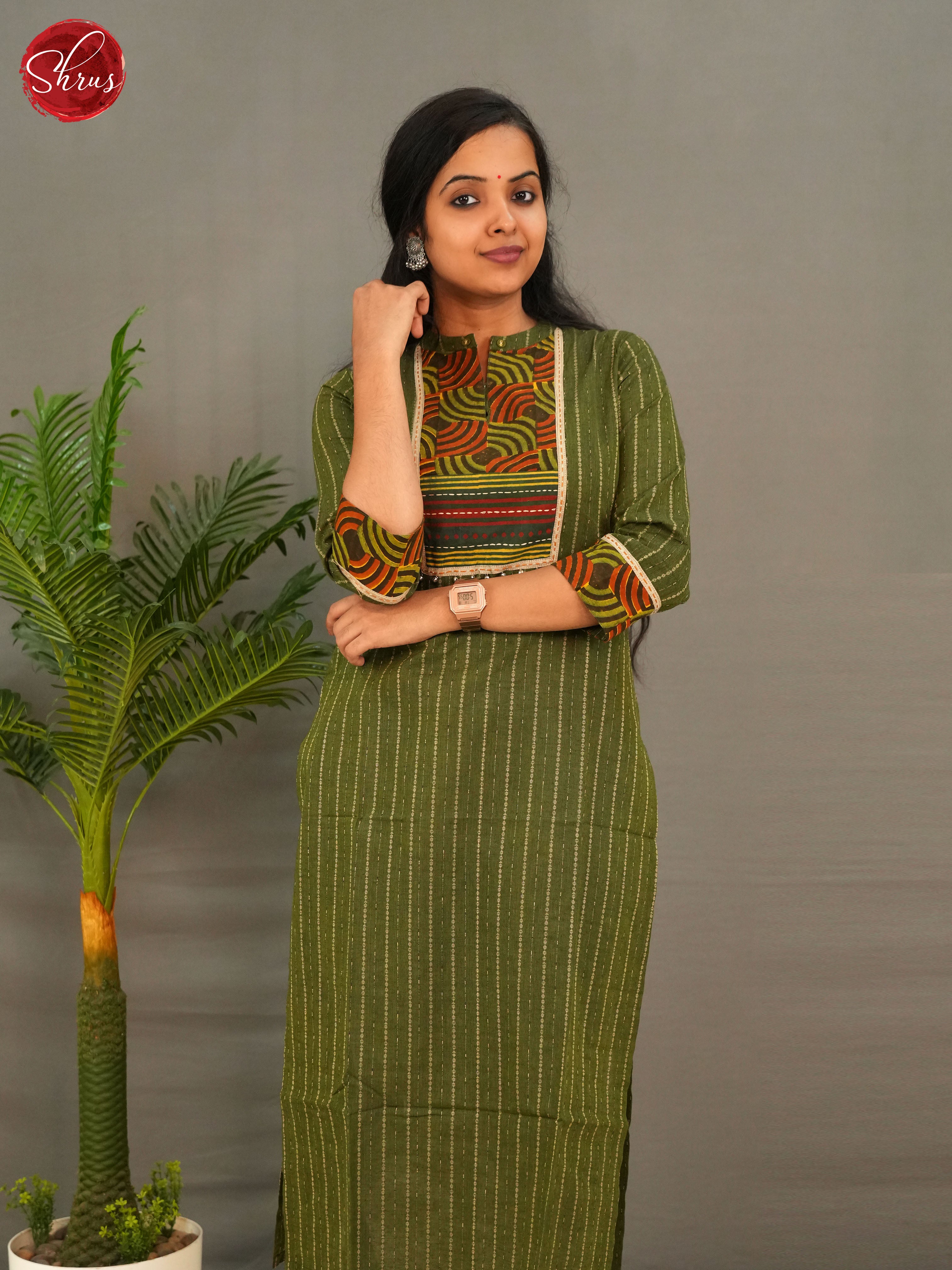 Green - Readymade Kurti with patch Neck yoke - Shop on ShrusEternity.com