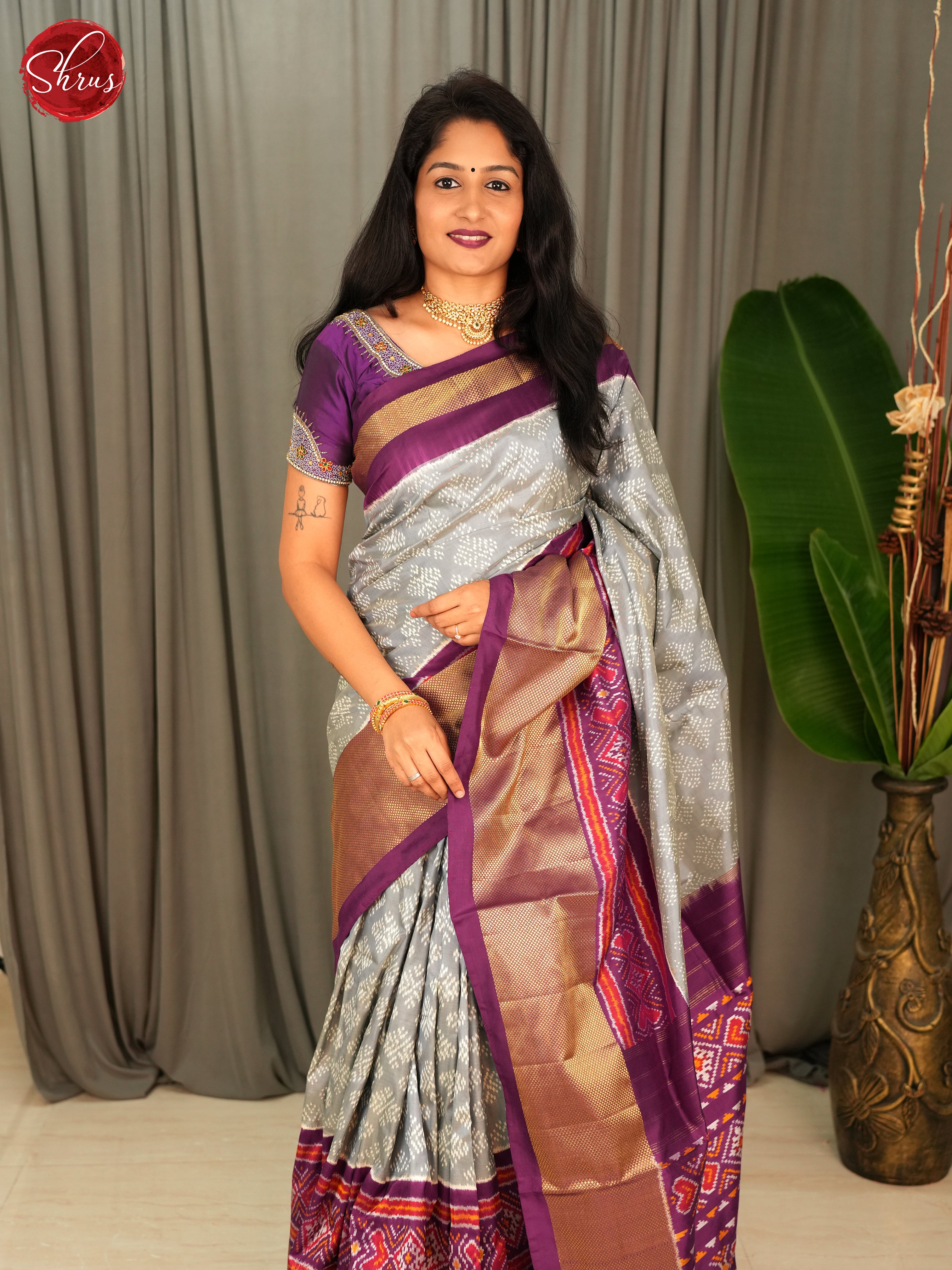 Grey & Majenta  - Ikkat Silk Saree - Shop on ShrusEternity.com