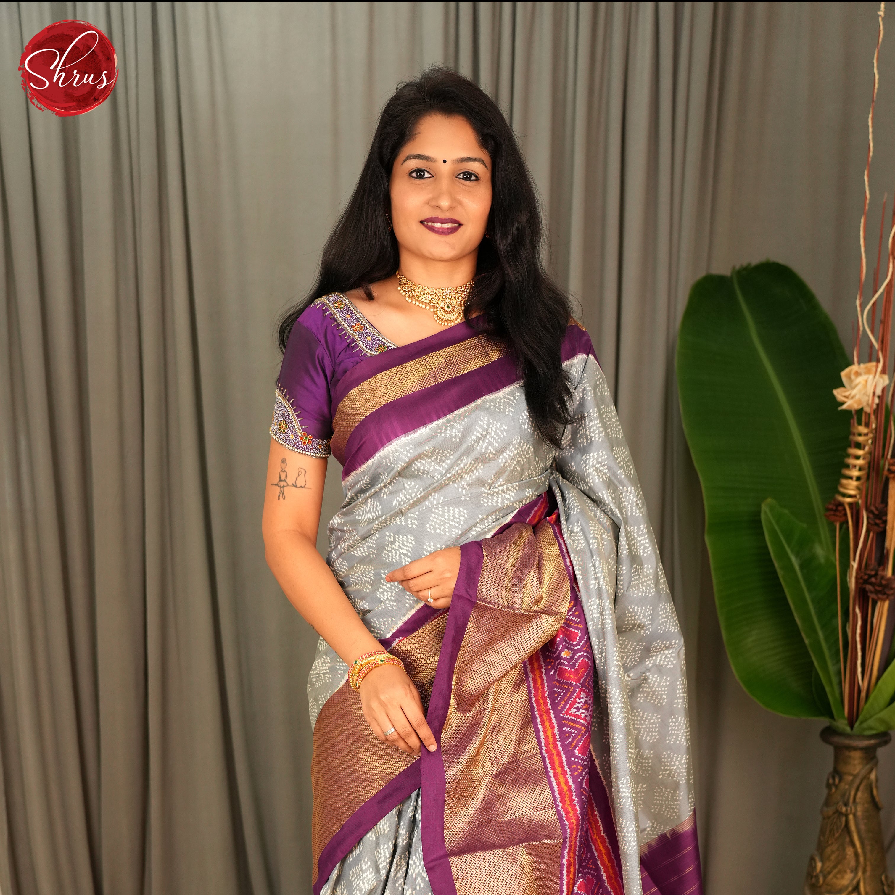 Grey & Majenta  - Ikkat Silk Saree - Shop on ShrusEternity.com