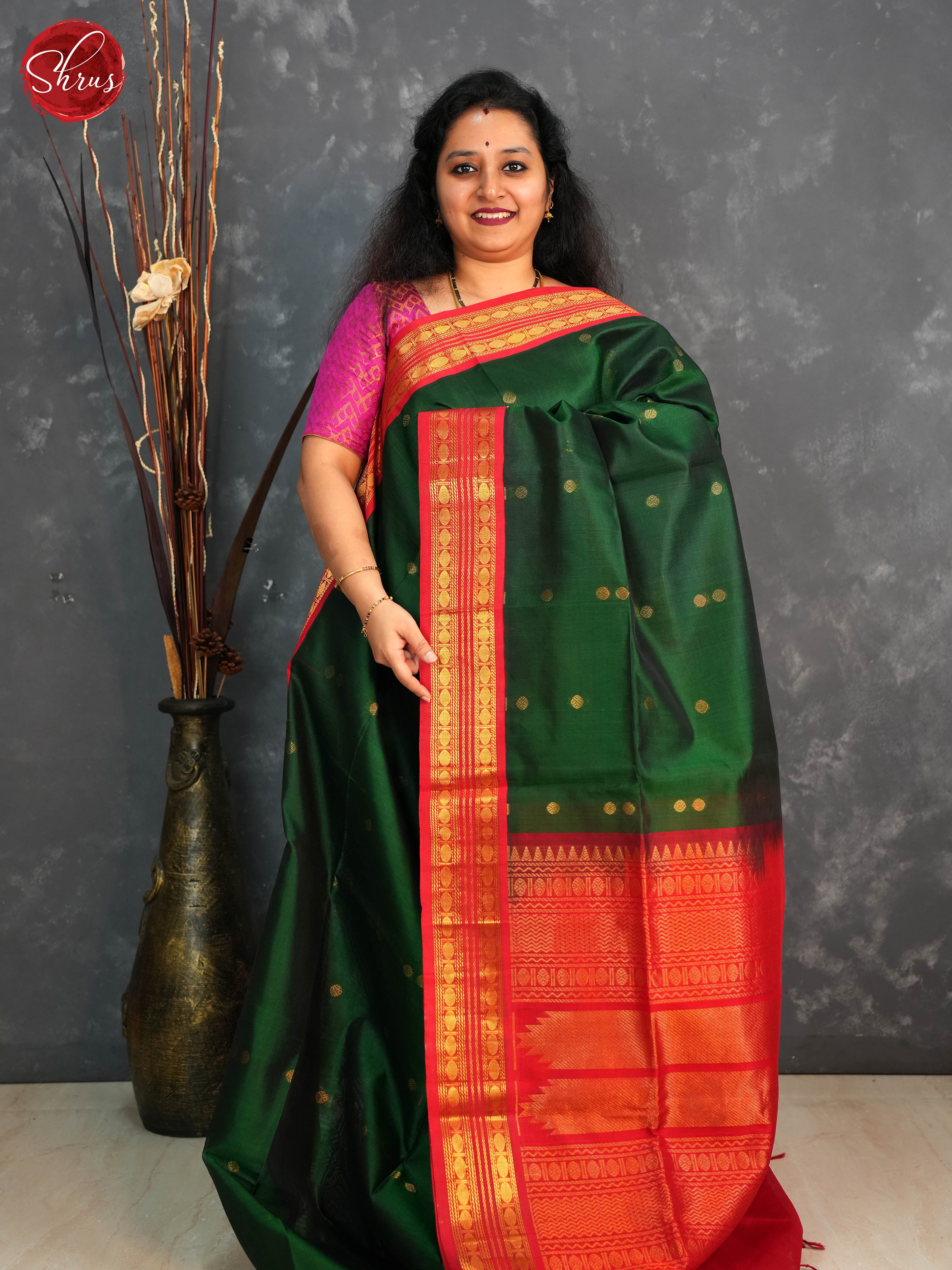 Buy Green and Red - Silk Cotton Saree online | Silk Cotton from ...