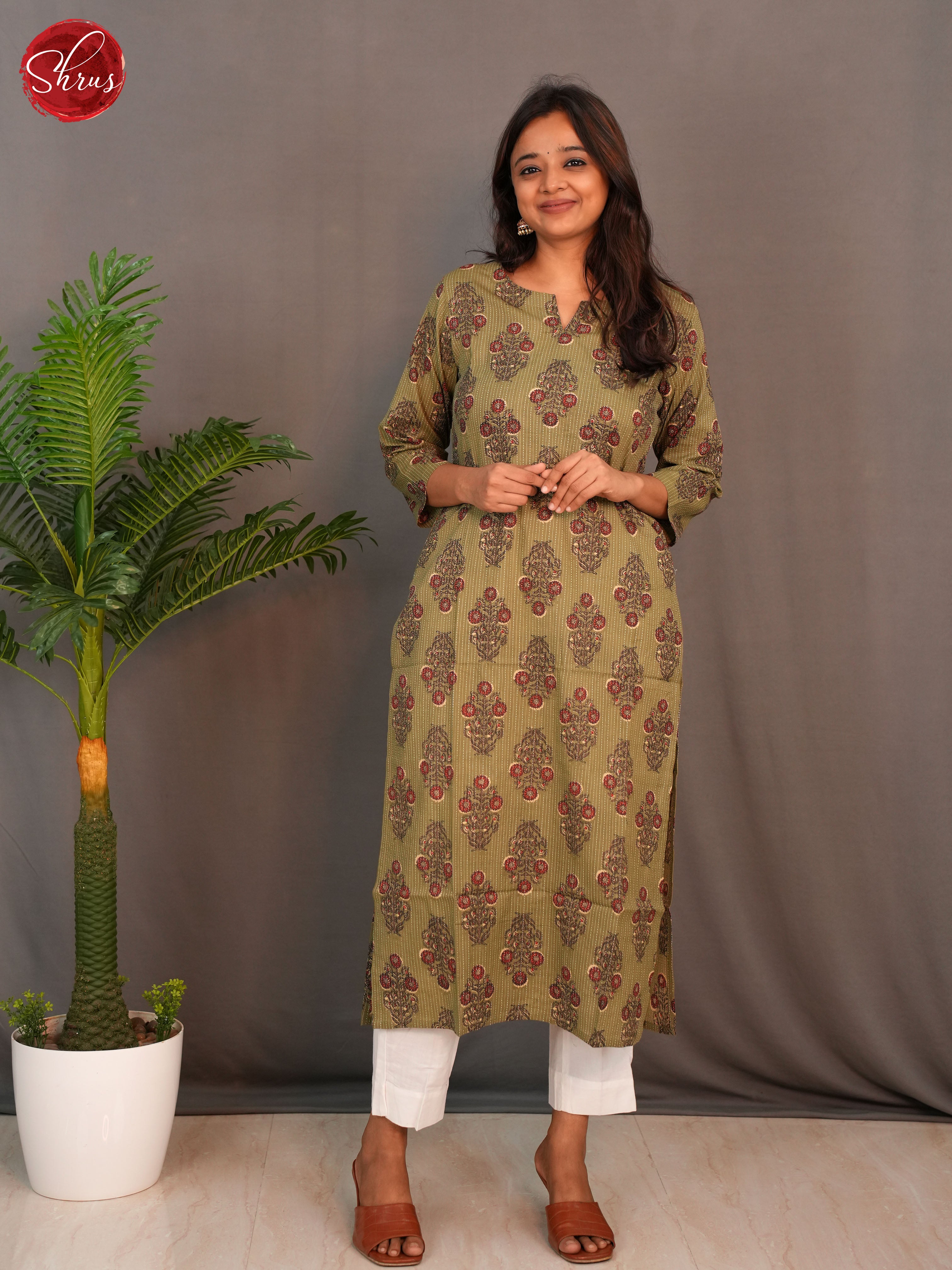 Green  - block printed  Readymade Kurti - Shop on ShrusEternity.com