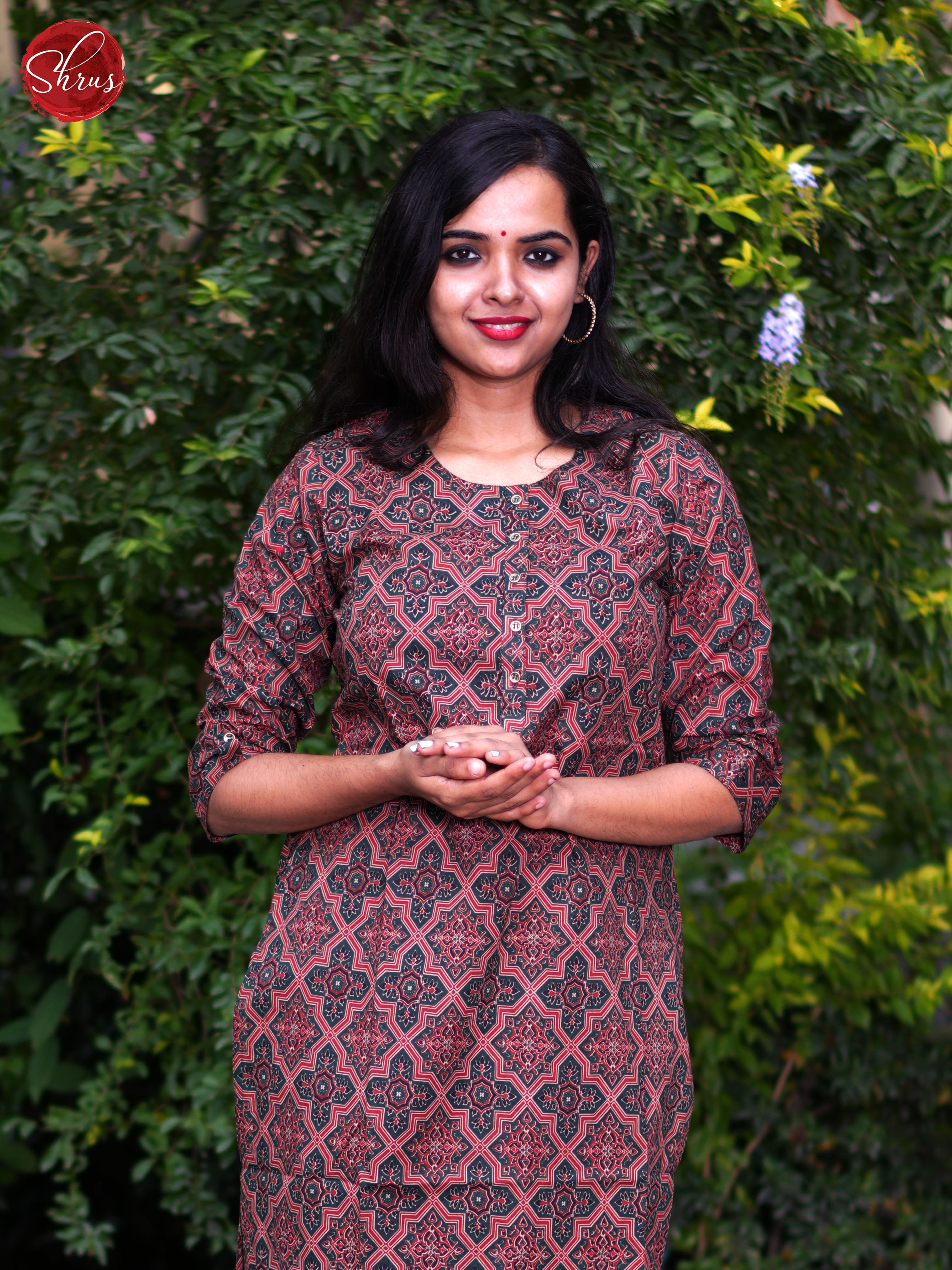 Onion Pink  - Readymade Kurti - Shop on ShrusEternity.com