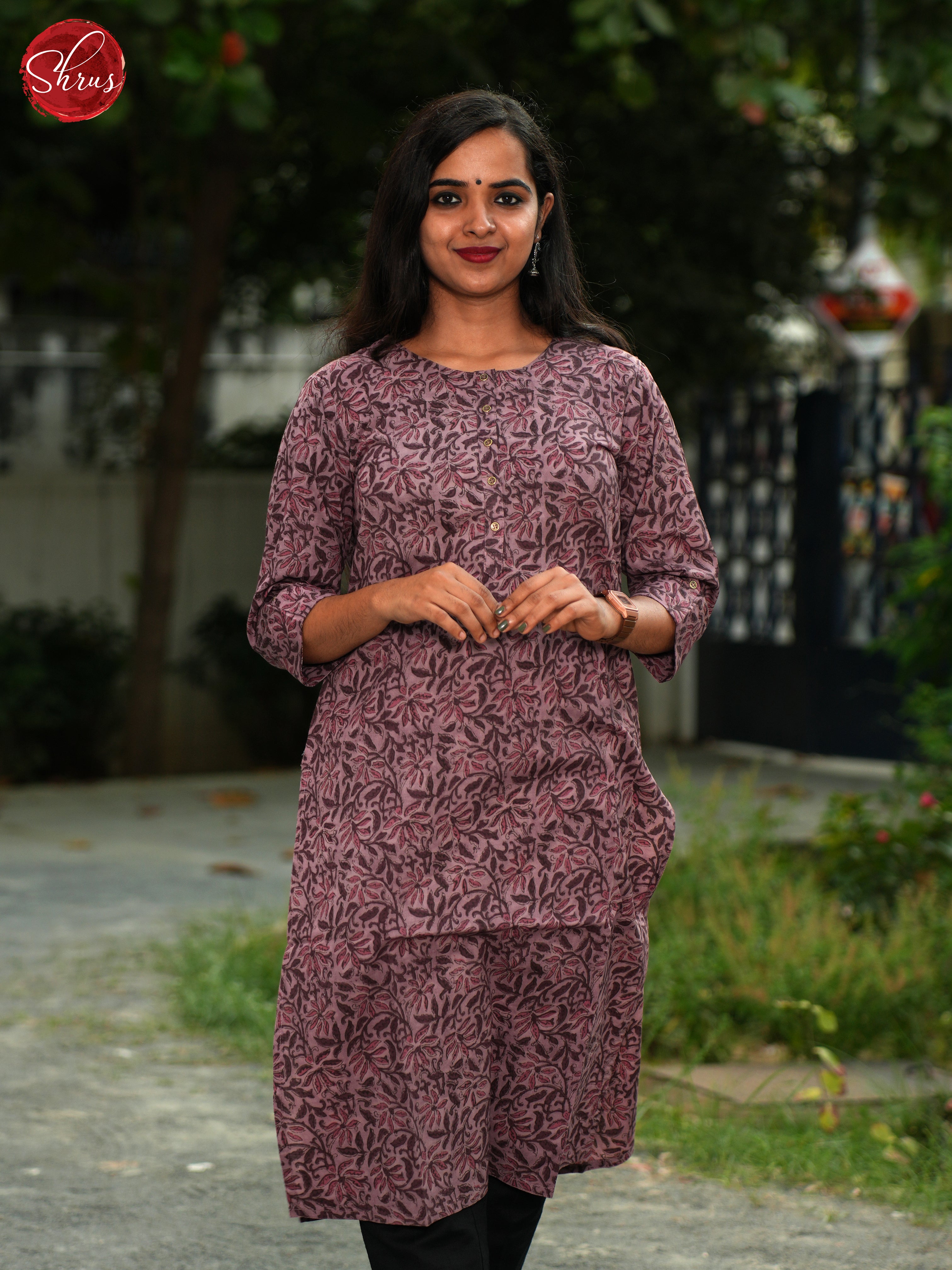 Onion Pink - Casual Readymade Kurti - Shop on ShrusEternity.com