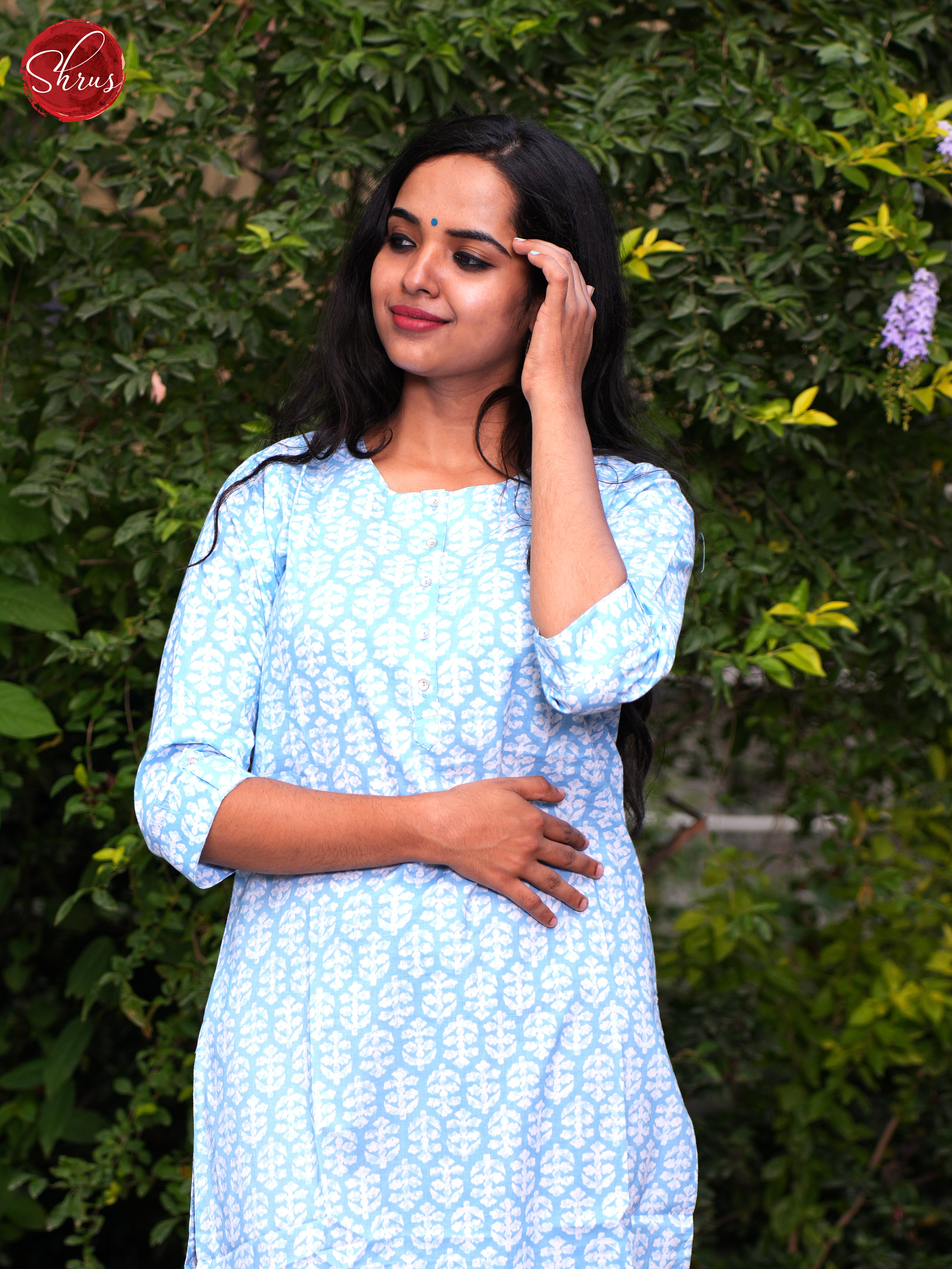 Blue- Casual Printed Readymade Kurti - Shop on ShrusEternity.com