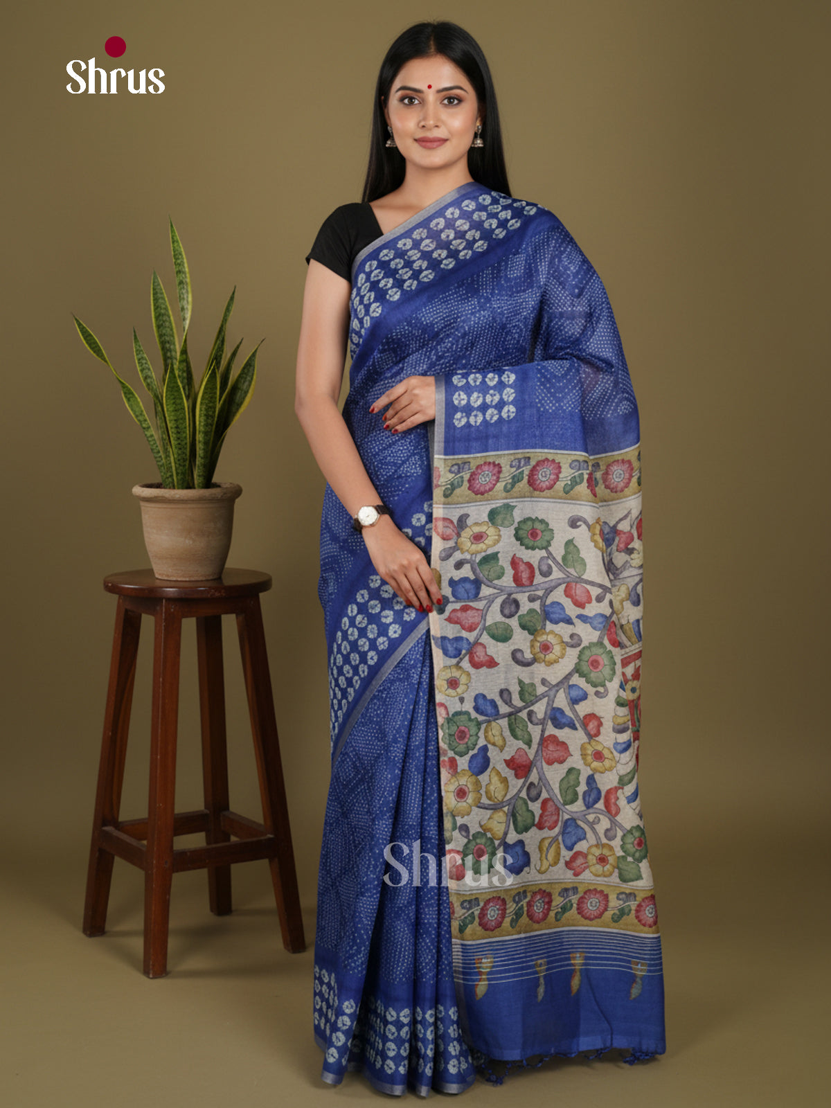 DFS16233 - Semi Maheshwari Print - Shop on Shrus.com