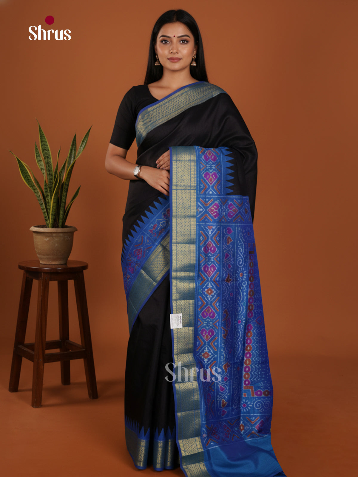 DKS26220 - Semi Patola Saree