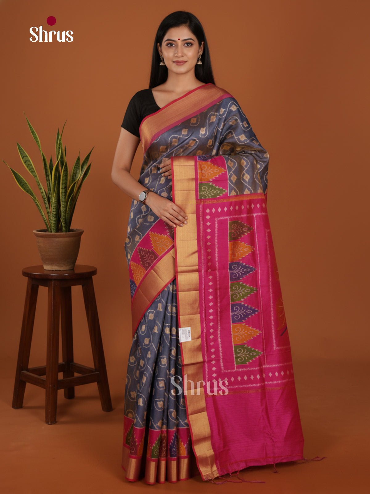 DLS01004 - Semi Patola Saree