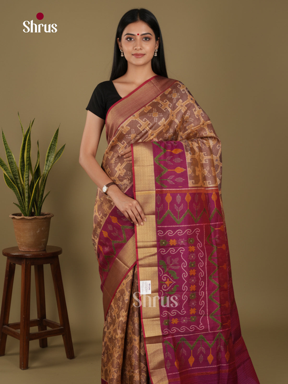 DLS01026 - Semi Patola Saree - Shop on Shrus.com
