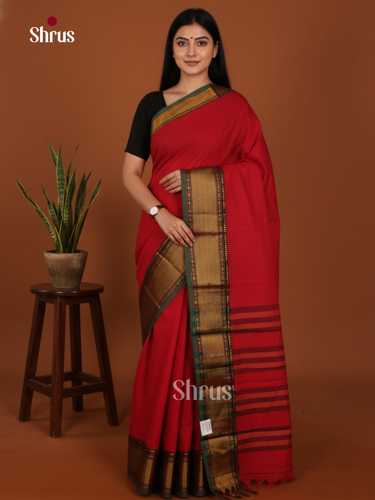 Red & Green - Narayanpet Cotton Saree - Shop on Shrus.com
