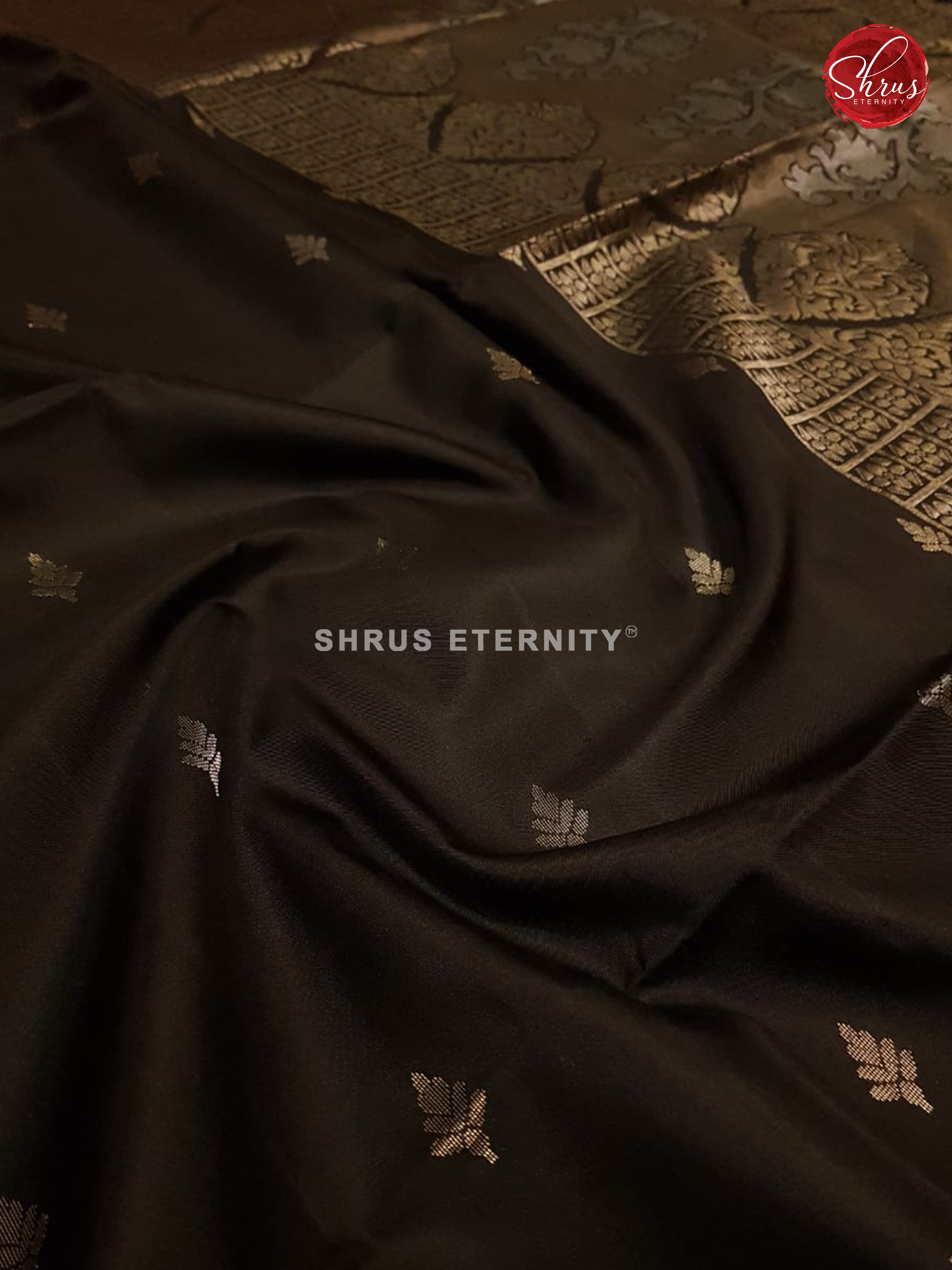 Black  & Maroon - Soft Silk - Shop on ShrusEternity.com