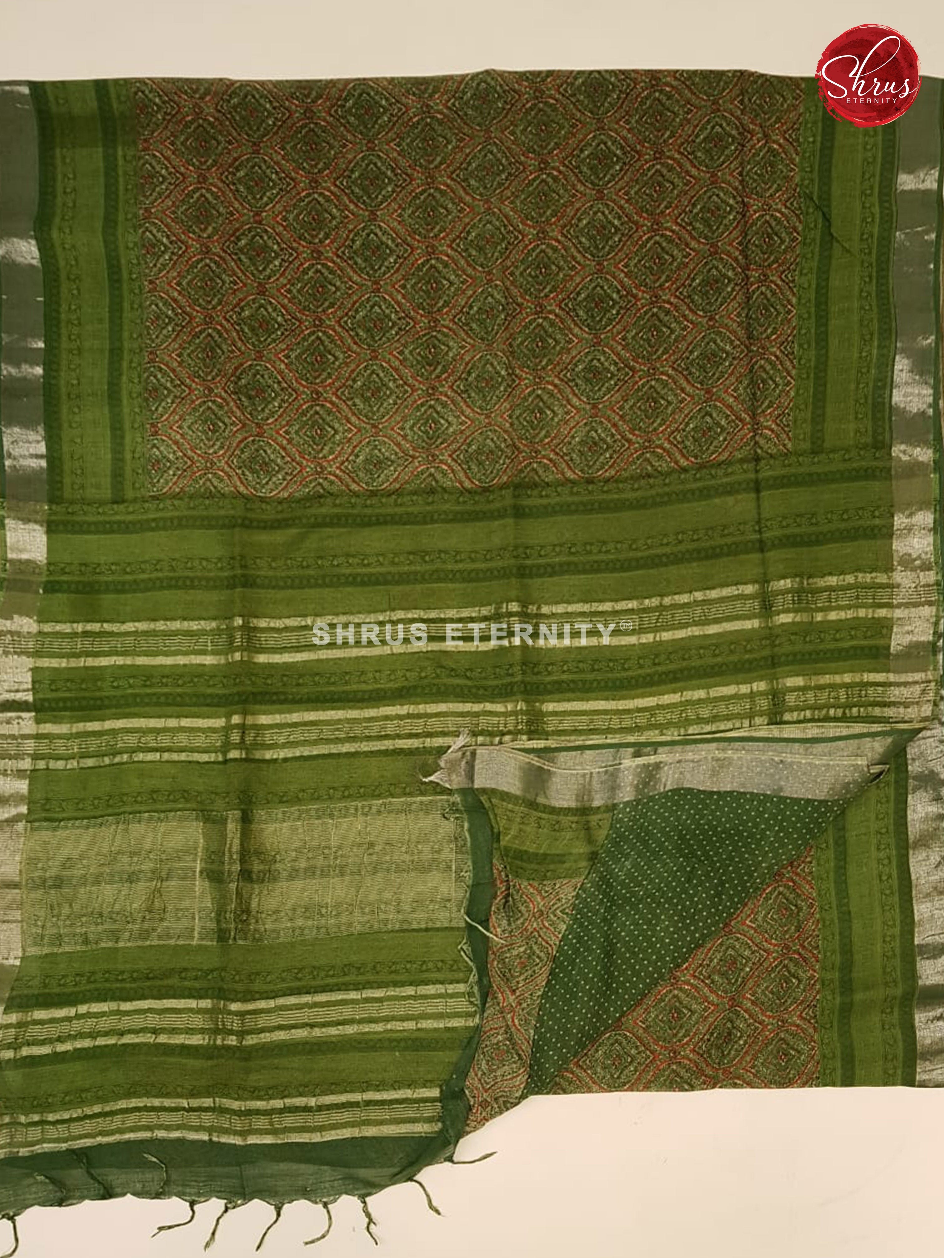 Dark Green  & Red - Linen - Shop on ShrusEternity.com
