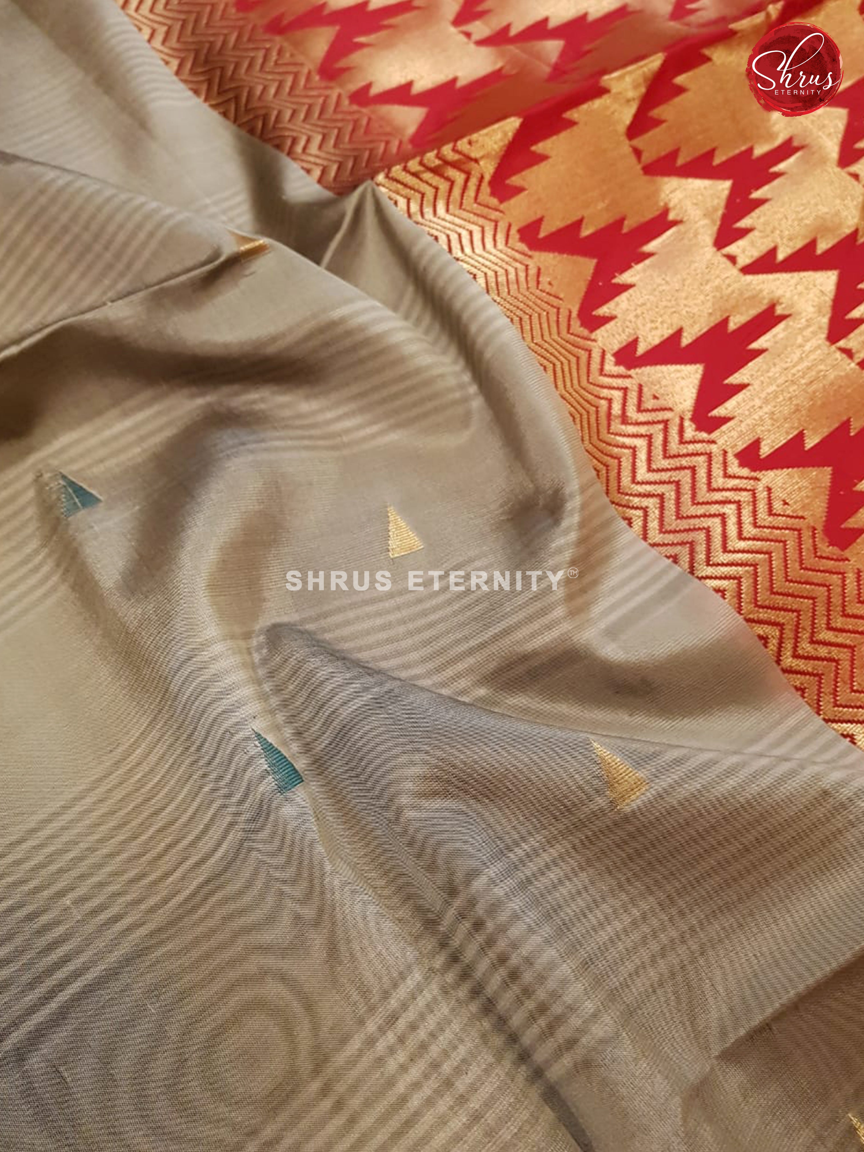 Grey & Red - Soft Silk - Shop on ShrusEternity.com