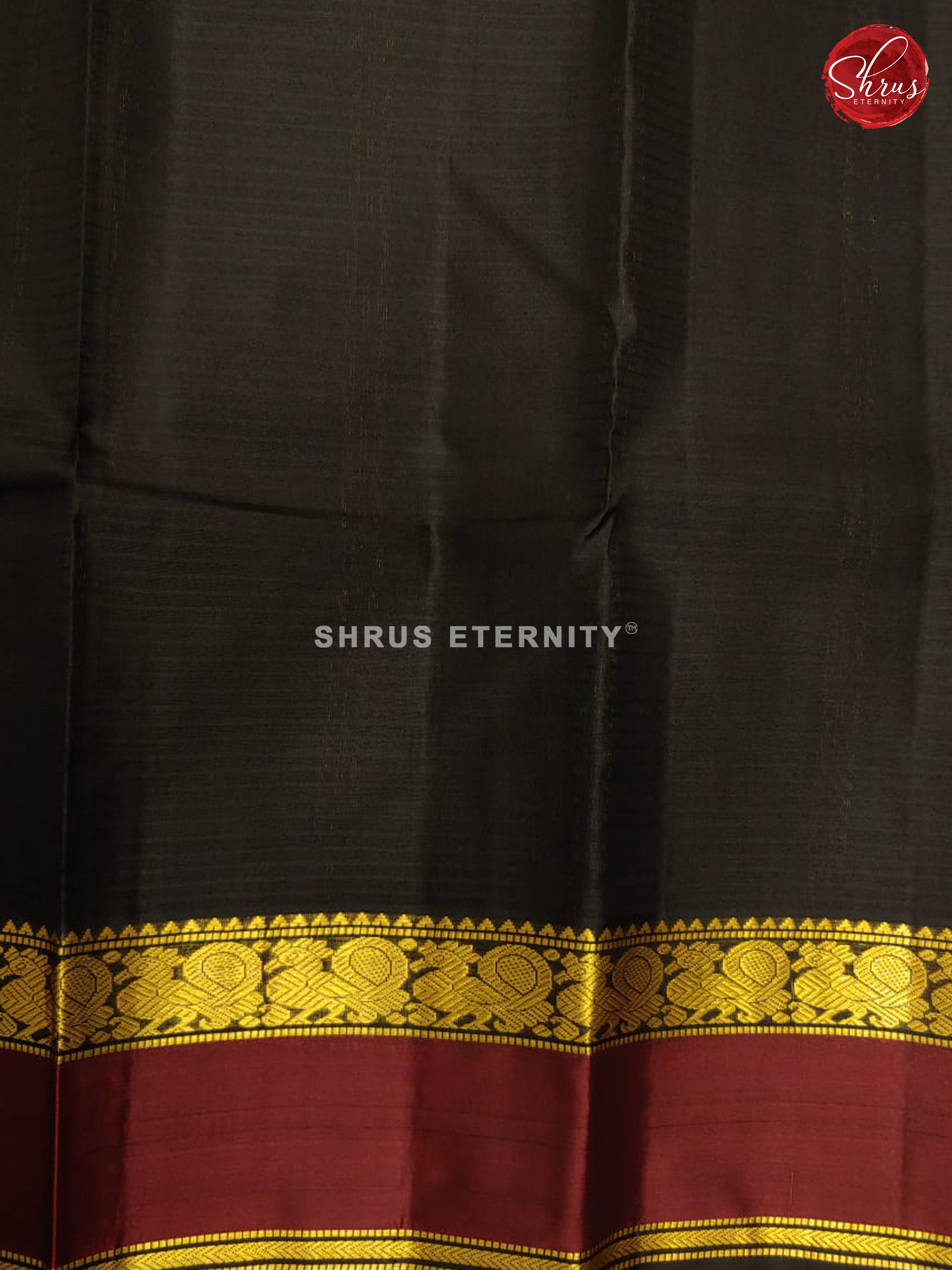 Olive Green & Black - Kanchipuram Silk - Shop on ShrusEternity.com