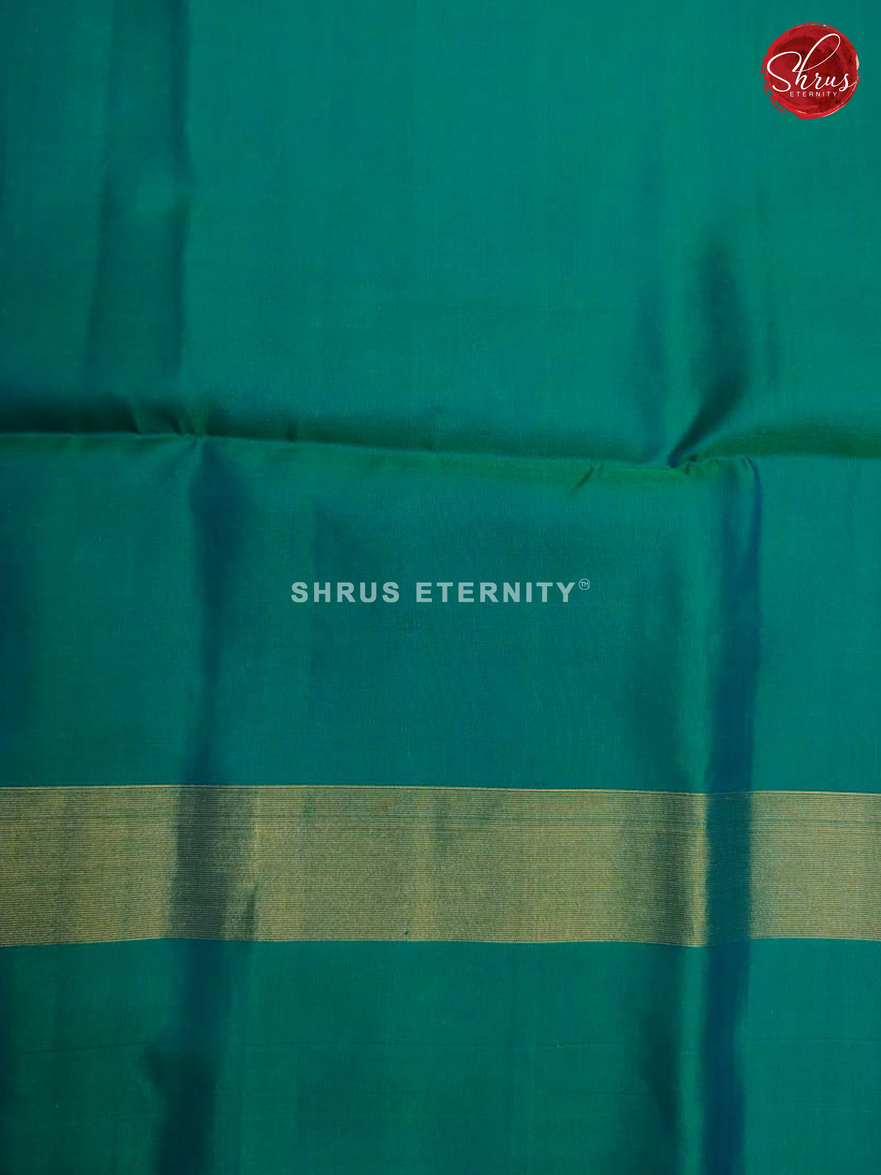 Orangish Green & Red - Soft Silk - Shop on ShrusEternity.com