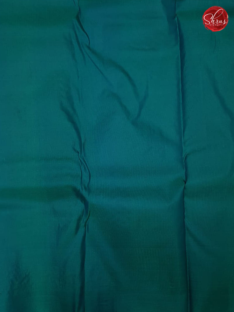 Green(Single Tone) - Kanchipuram Silk - Shop on ShrusEternity.com