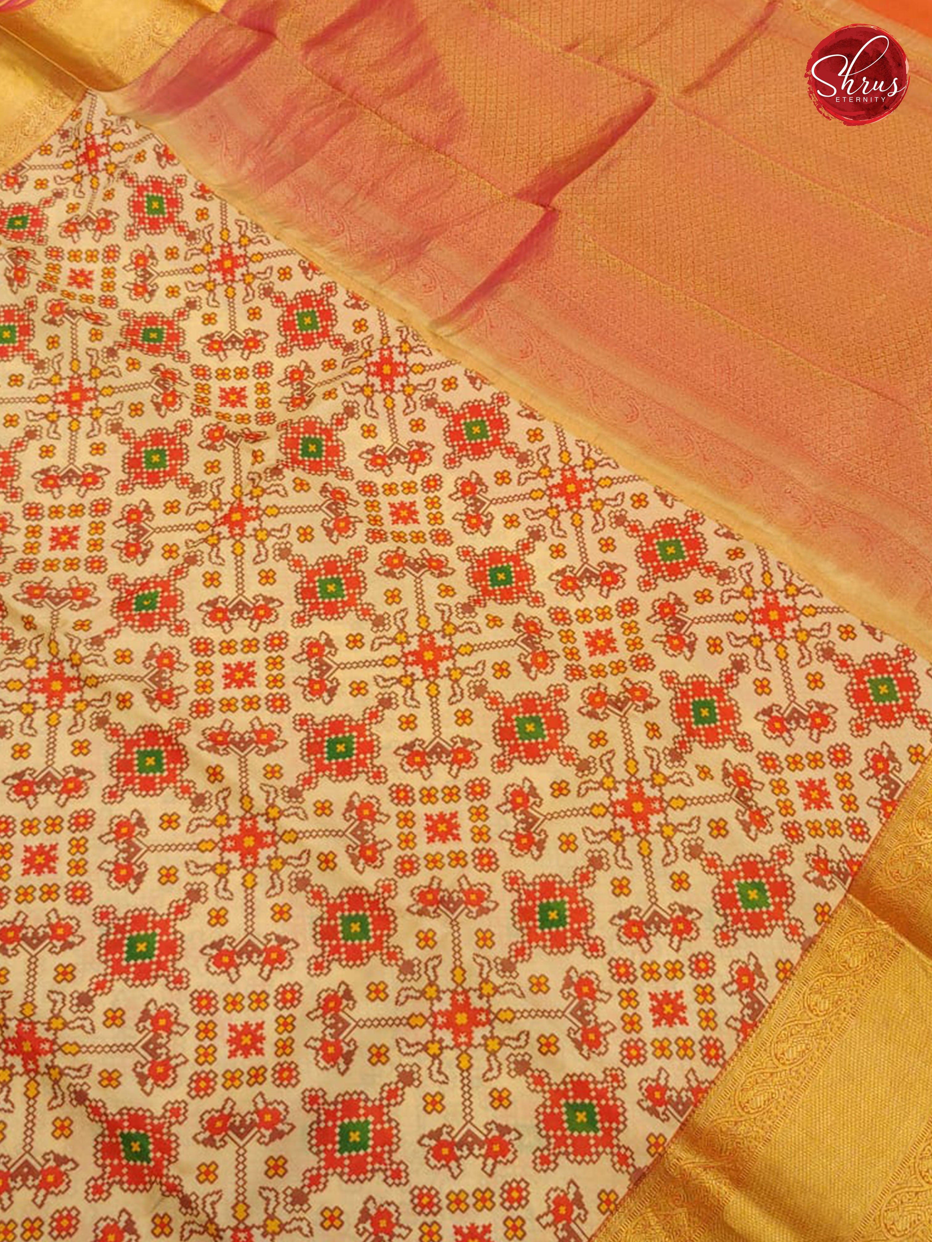 Cream & Orangish Pink - Kanchipuram Silk - Shop on ShrusEternity.com