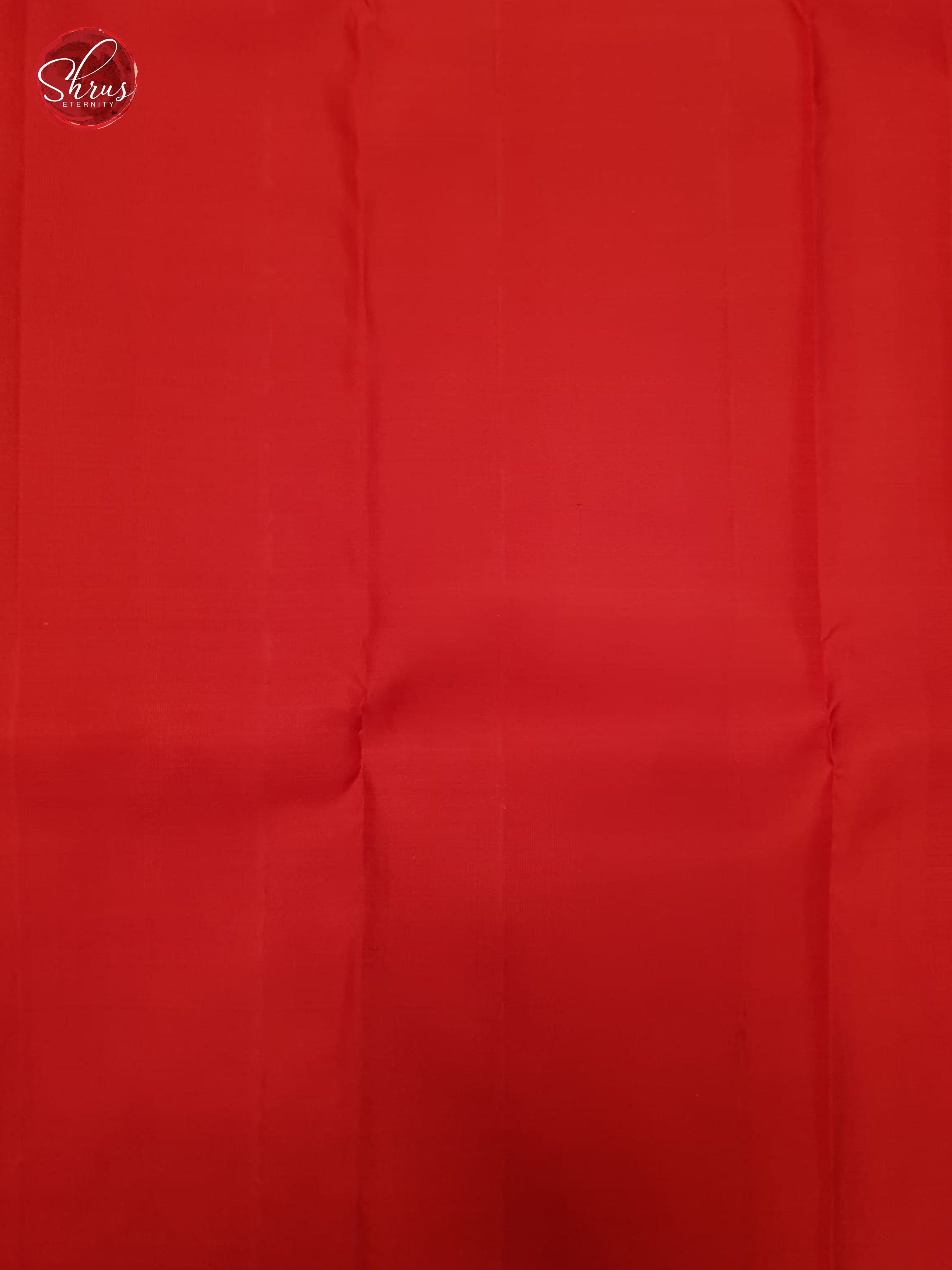 Red(Single Tone) - Kanchipuram Silk with Gold Zari & Border - Shop on ShrusEternity.com
