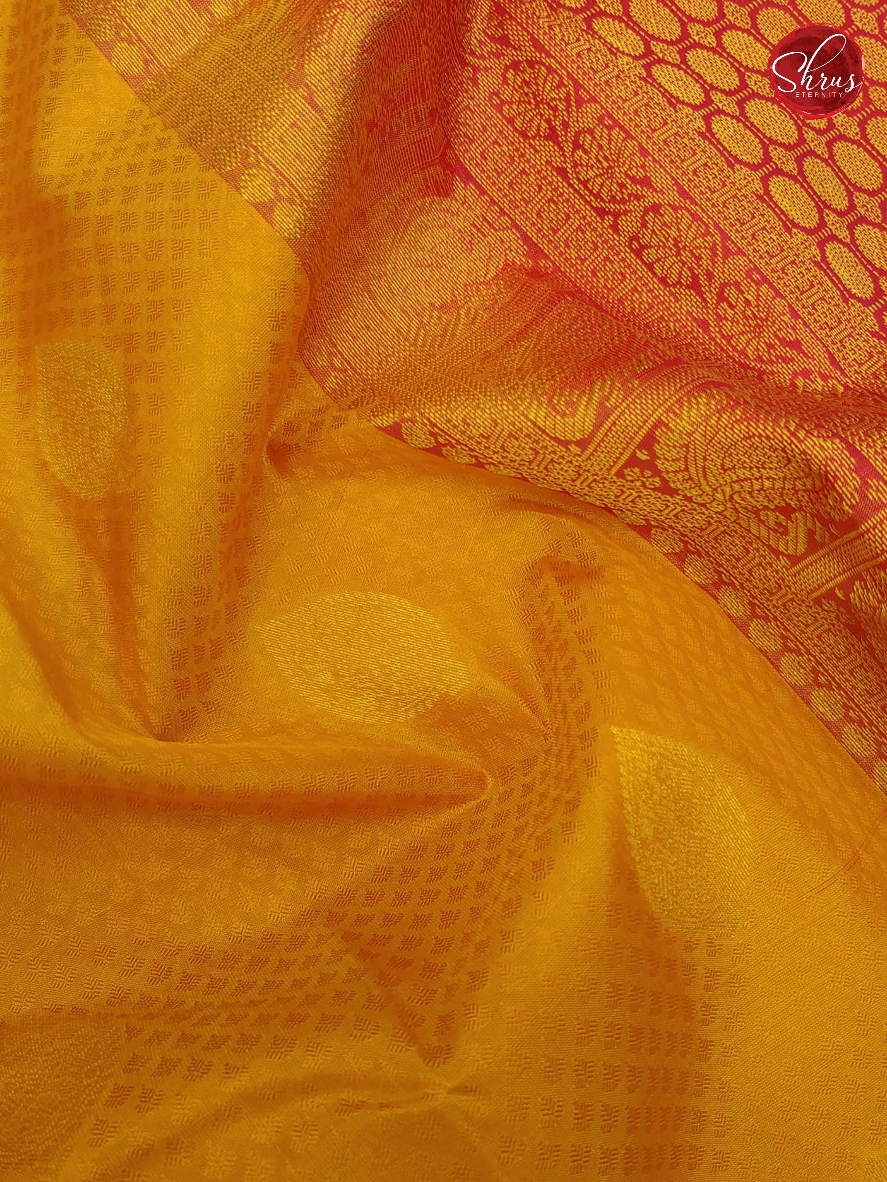 Yellow & Majenta - Kanchipuram Silk - Shop on ShrusEternity.com