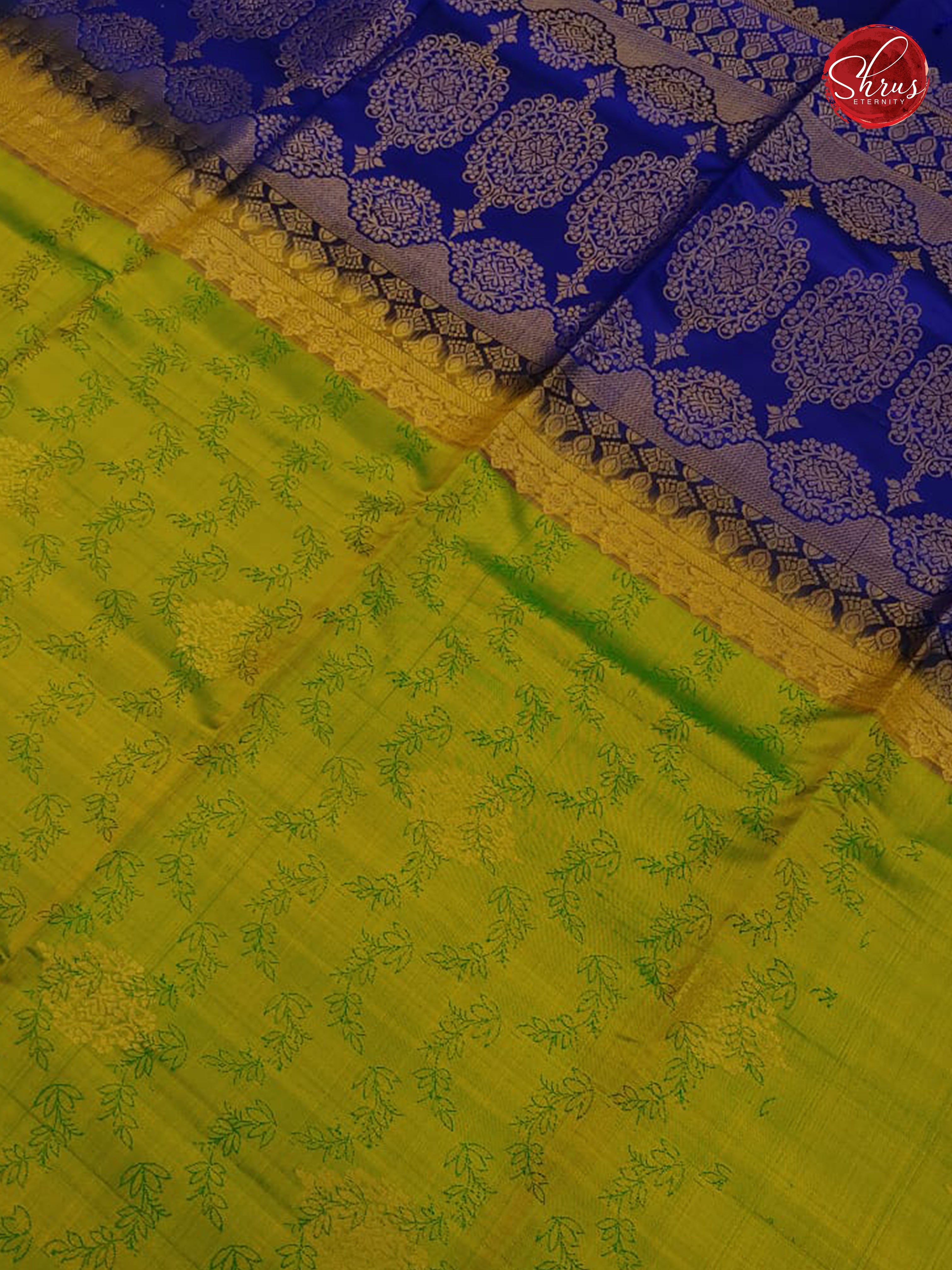 Leaf Green & Blue - Soft Silk - Shop on ShrusEternity.com