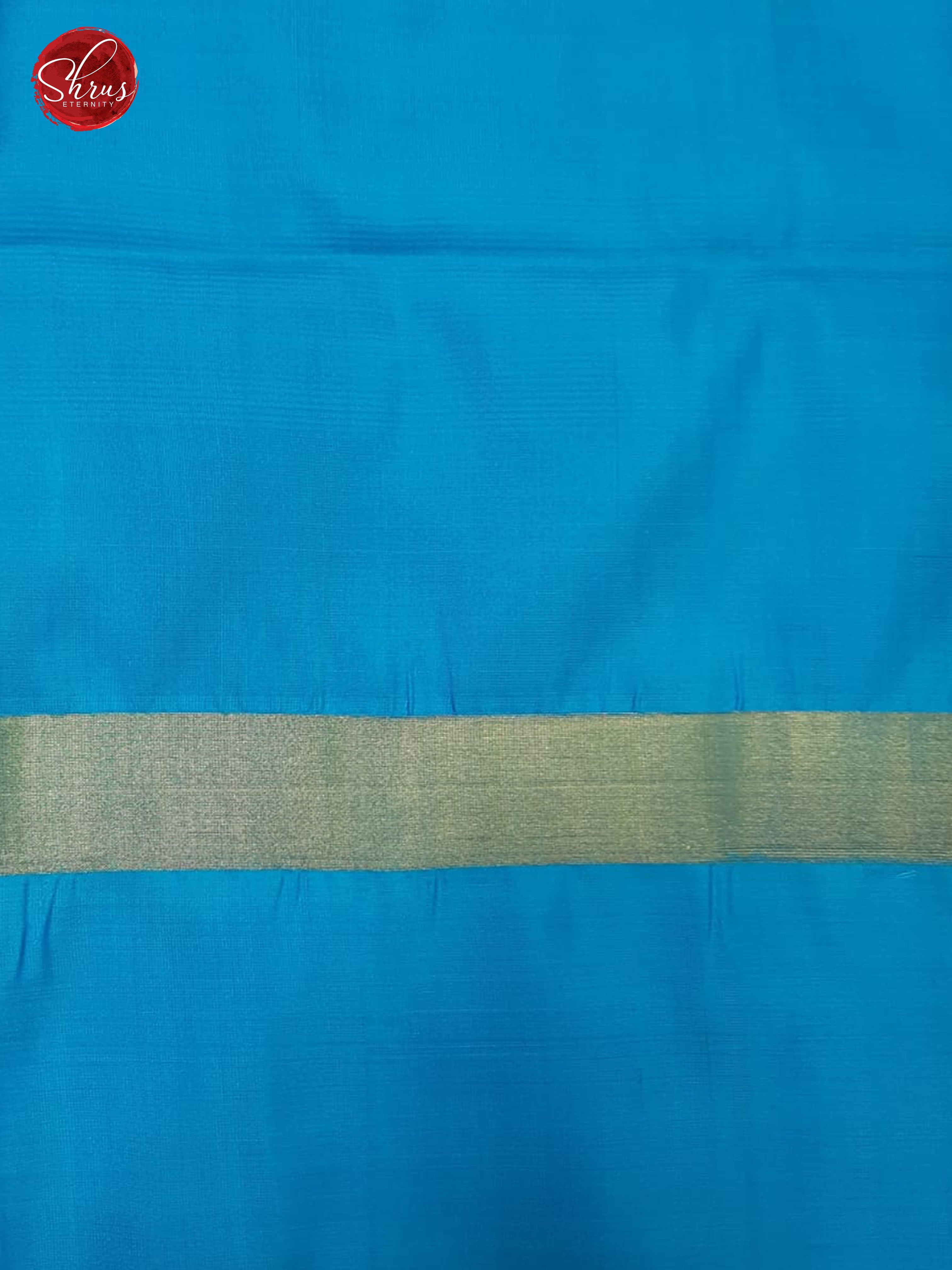 Cream & Blue - Soft Silk  with Border - Shop on ShrusEternity.com