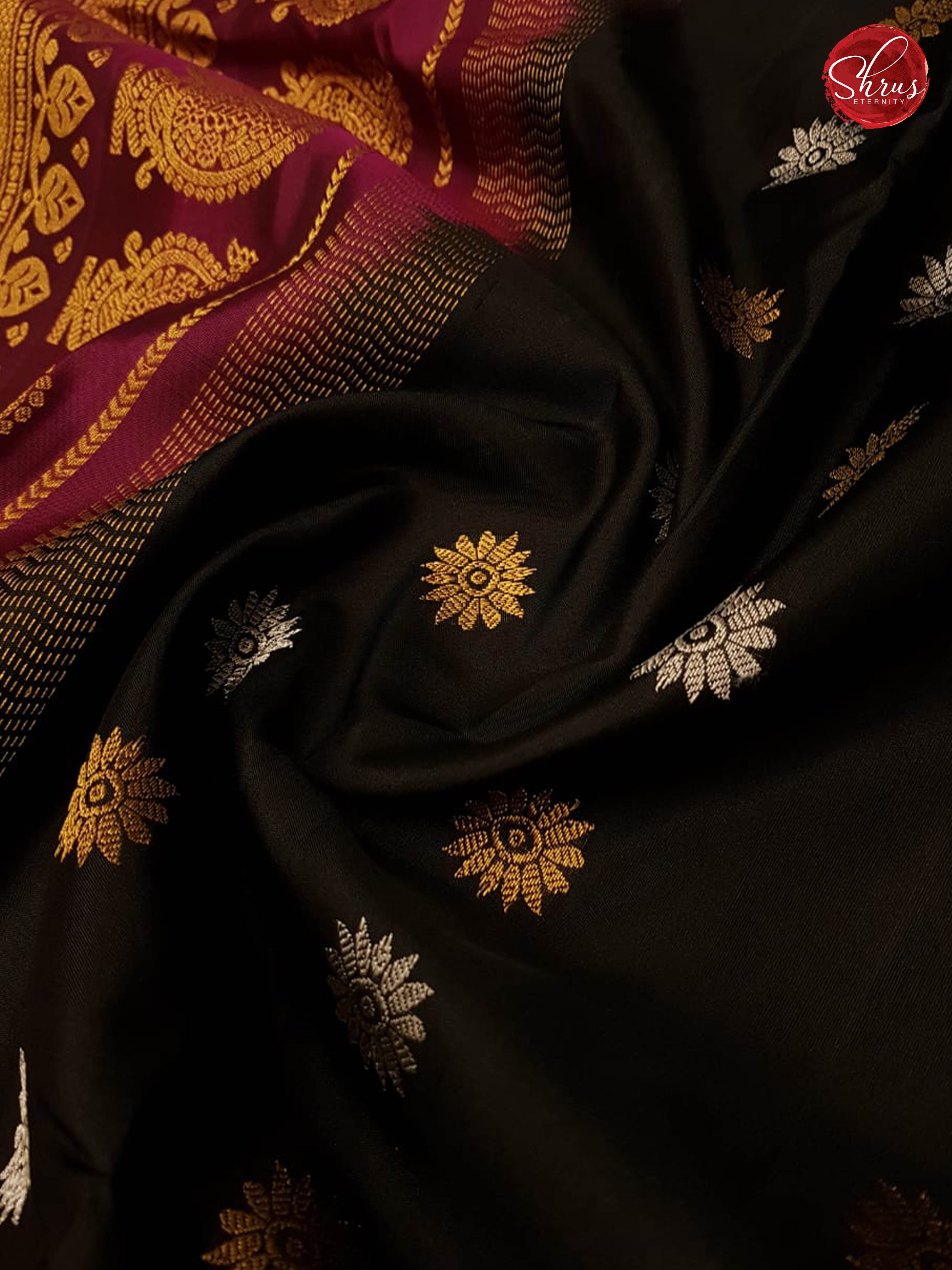 Black & Majenta - Gadwal Silk - Shop on ShrusEternity.com