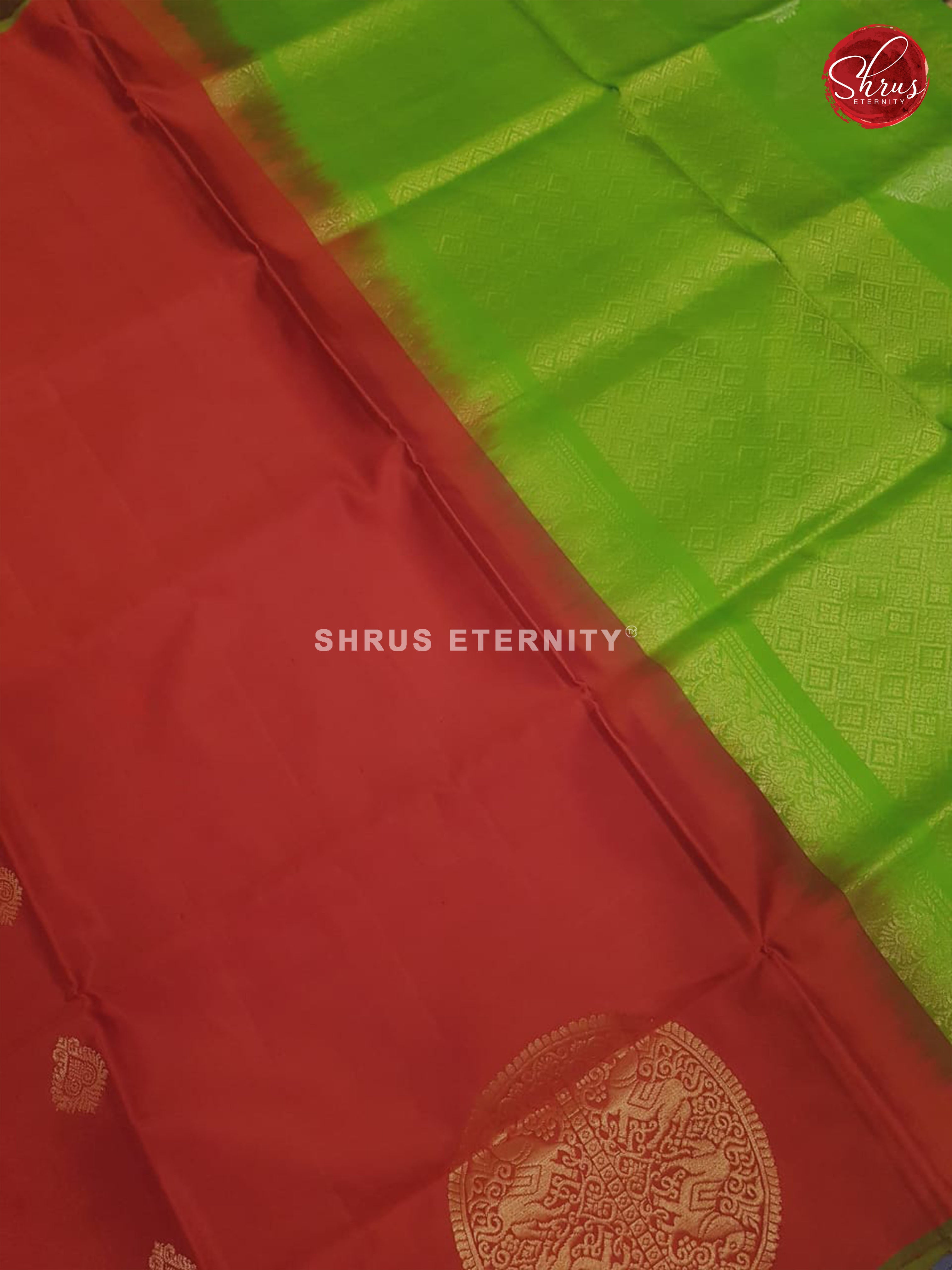 Red & Green - Soft Silk - Shop on ShrusEternity.com