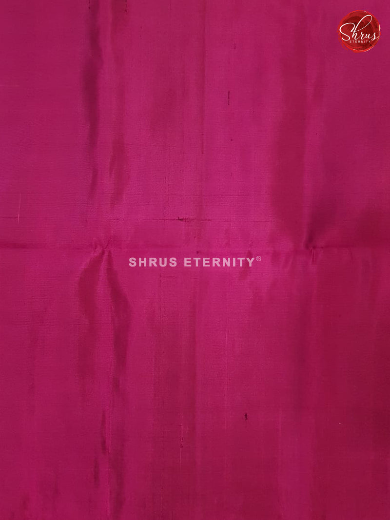 Bottle Green  & Majenta Pink - Soft Silk - Shop on ShrusEternity.com