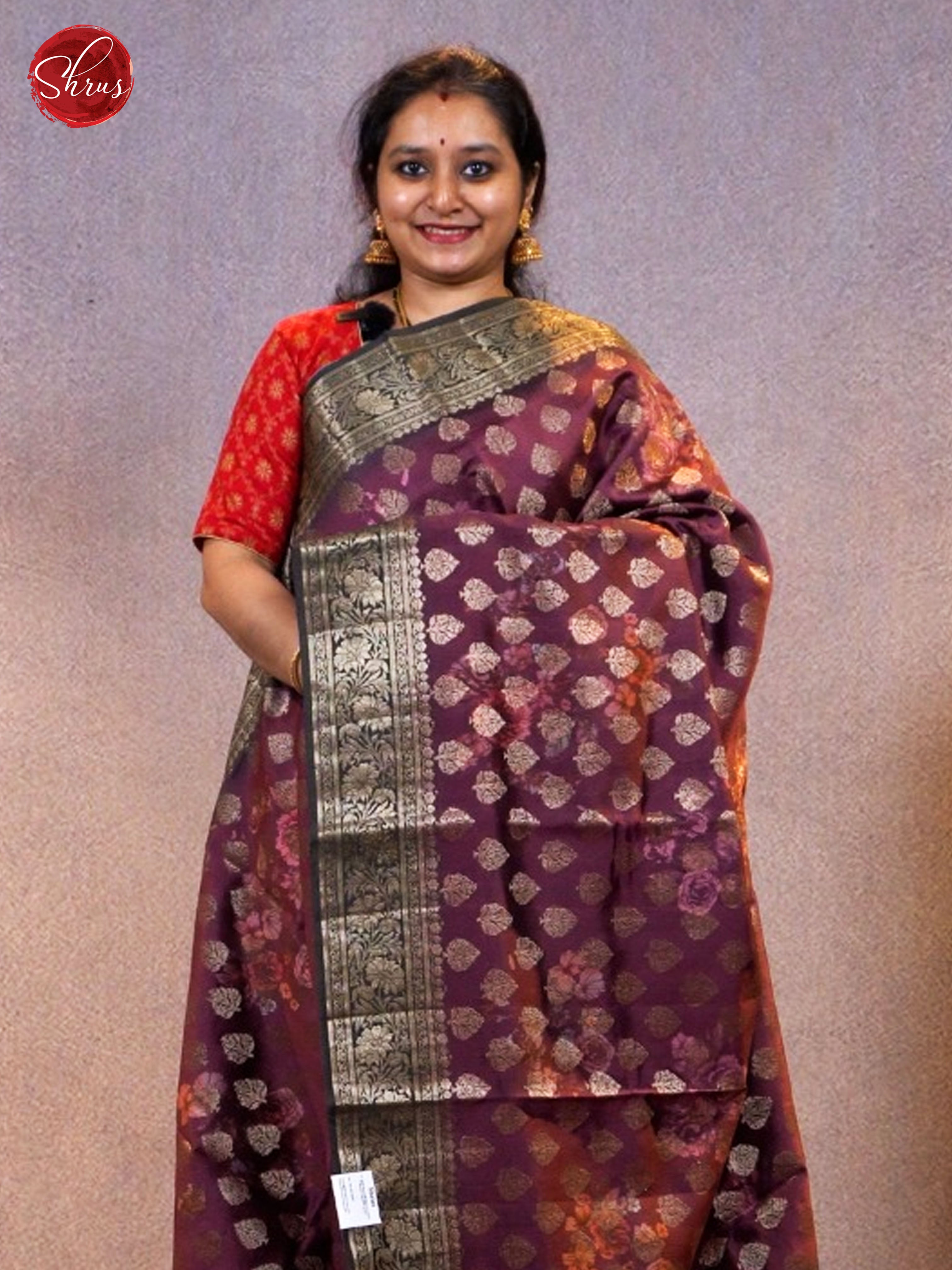 Maroon & Green - Chiniya Silk with Zari woven floral motifs on the body & Zari Border - Shop on ShrusEternity.com