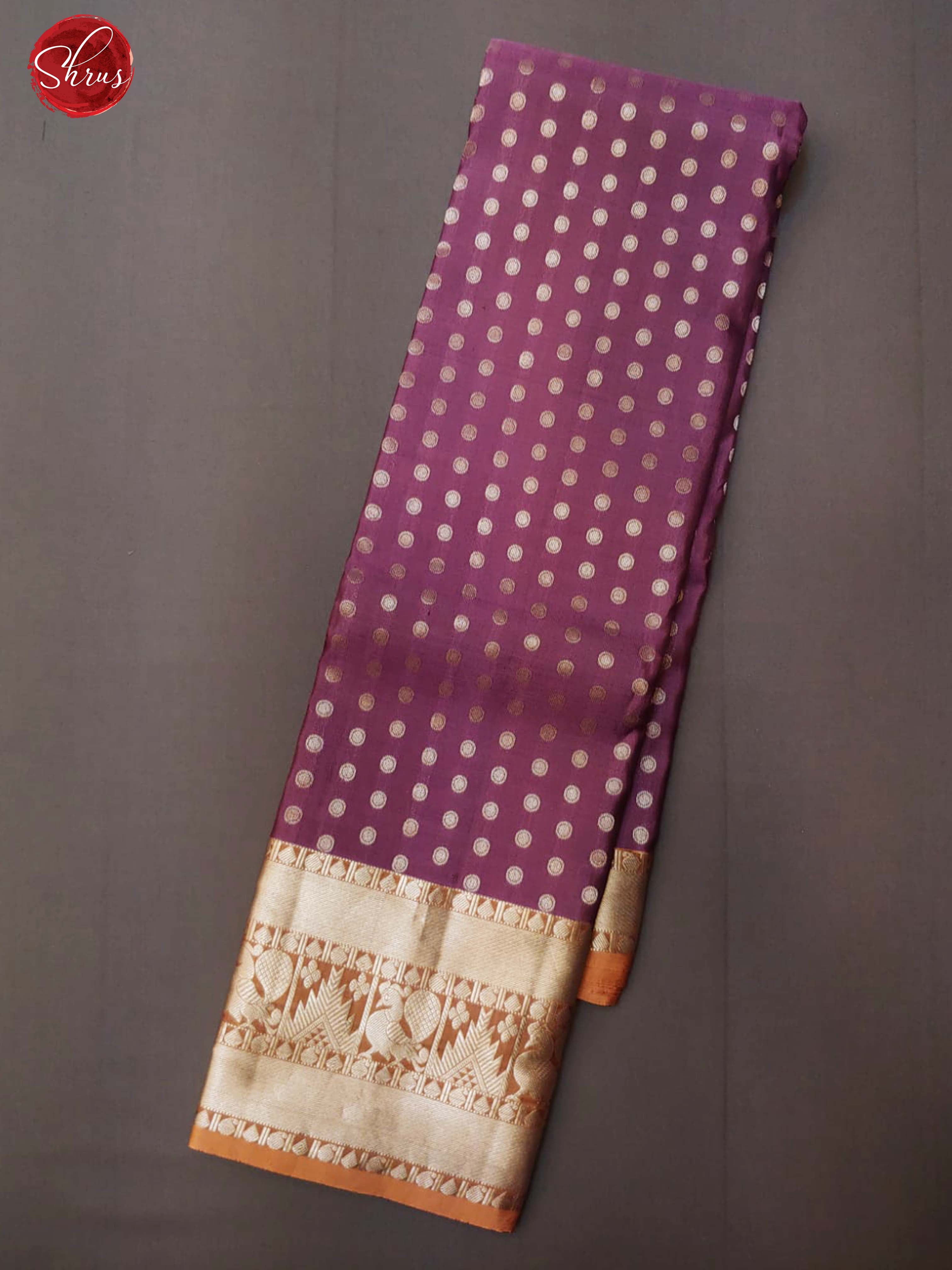 Dark lavender & Peach- Kanchipuram silk with zari woven buttas on the body and zari Border - Shop on ShrusEternity.com