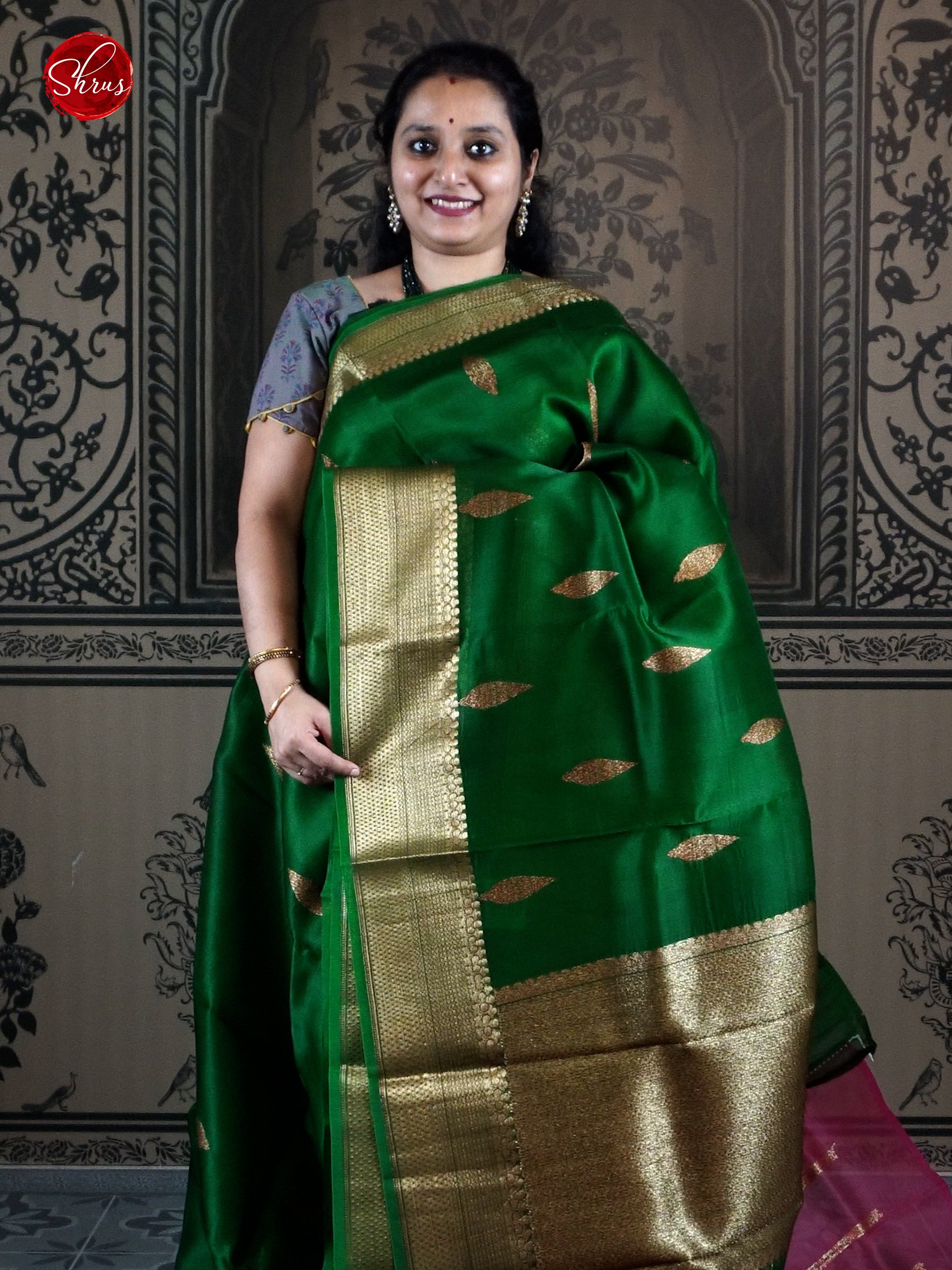 Green & Majenta pink -Organza with zari motifs on the body & Zari Border - Shop on ShrusEternity.com