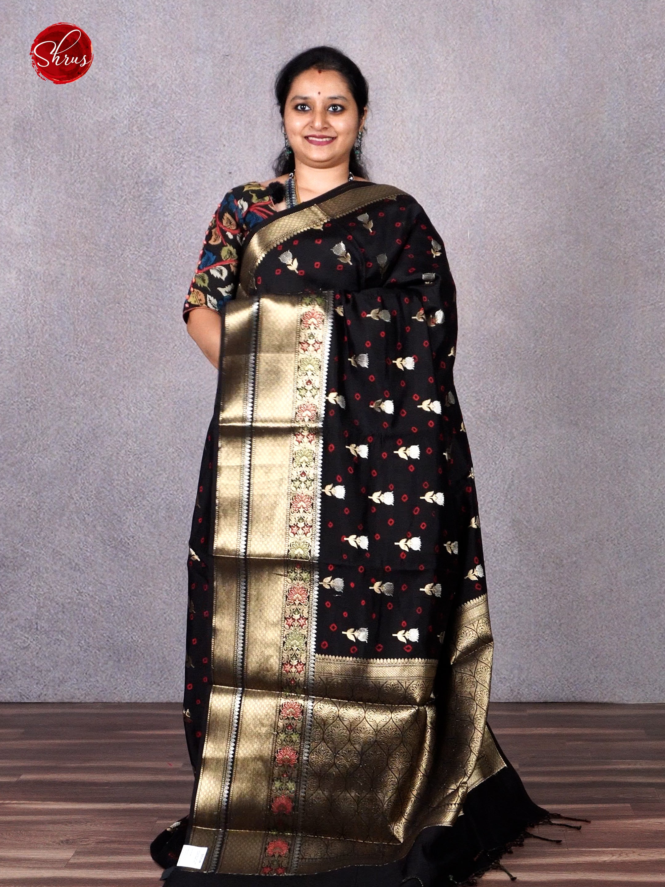 Black(Single Tone)- Chiniya Silk with zari woven floral buttas on the body & Zari Border - Shop on ShrusEternity.com