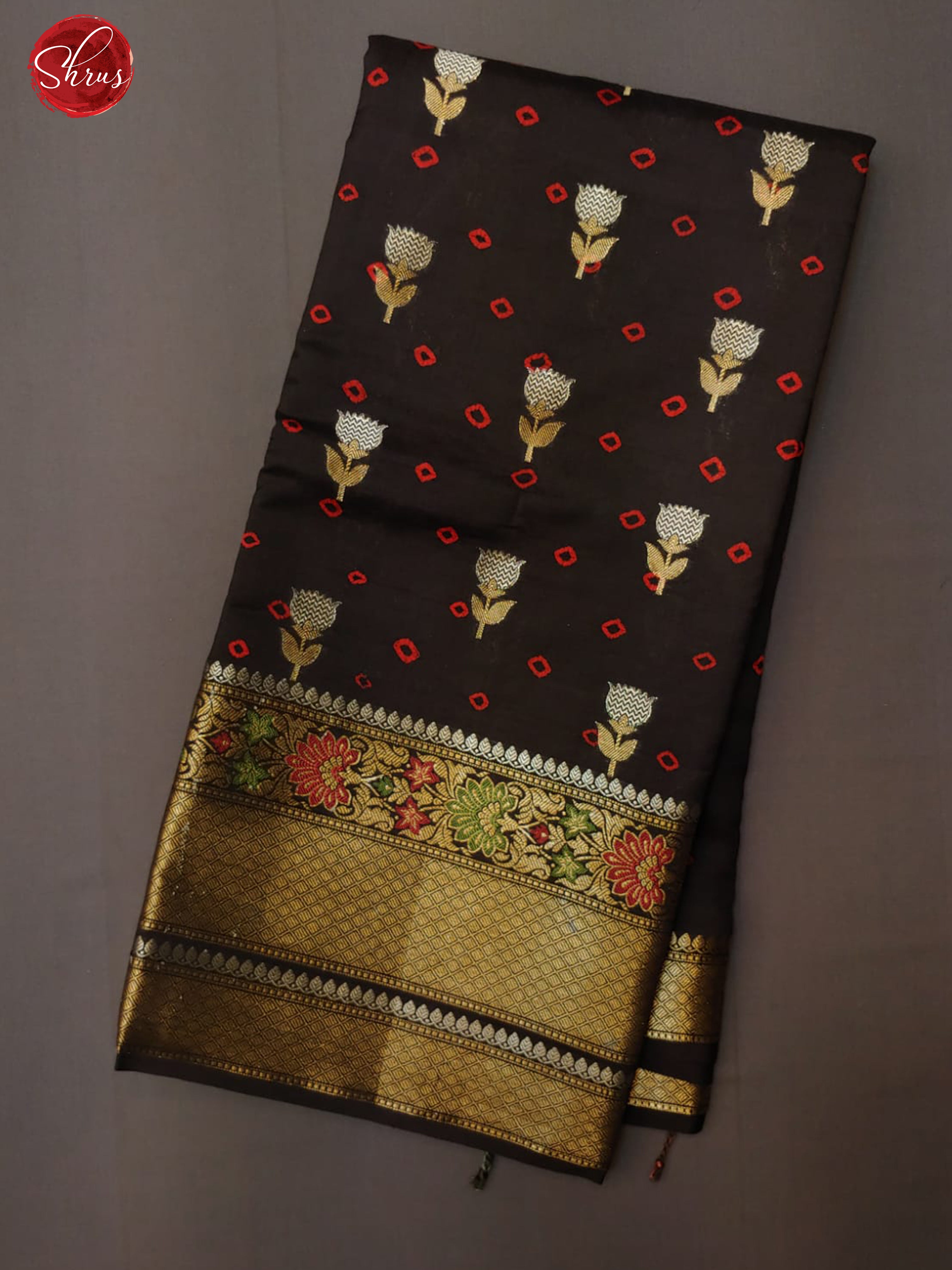 Black(Single Tone)- Chiniya Silk with zari woven floral buttas on the body & Zari Border - Shop on ShrusEternity.com