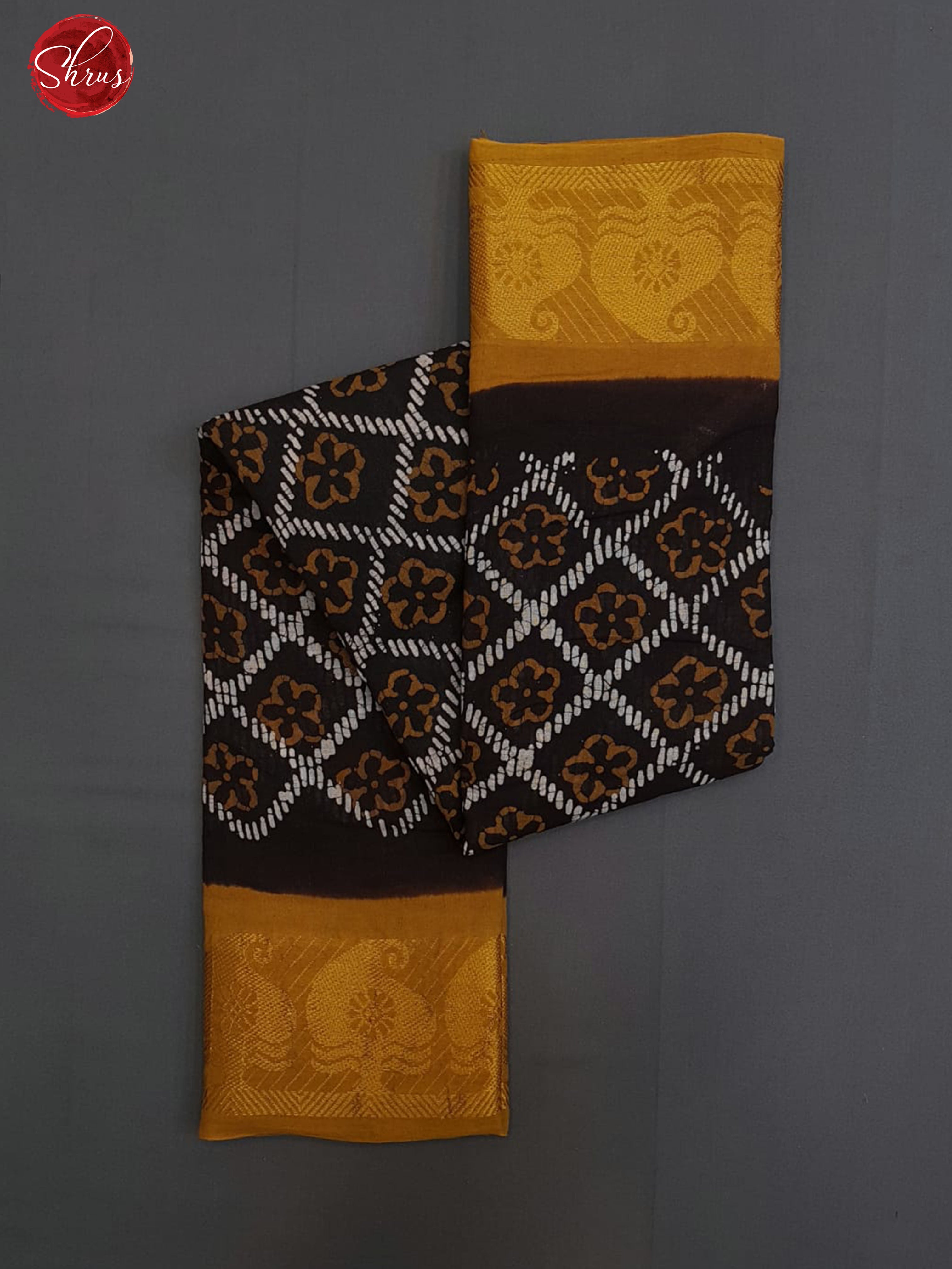 Brown & Mustard - Sungudi Cotton with floral print on the Body & Contrast Zari Border - Shop on ShrusEternity.com