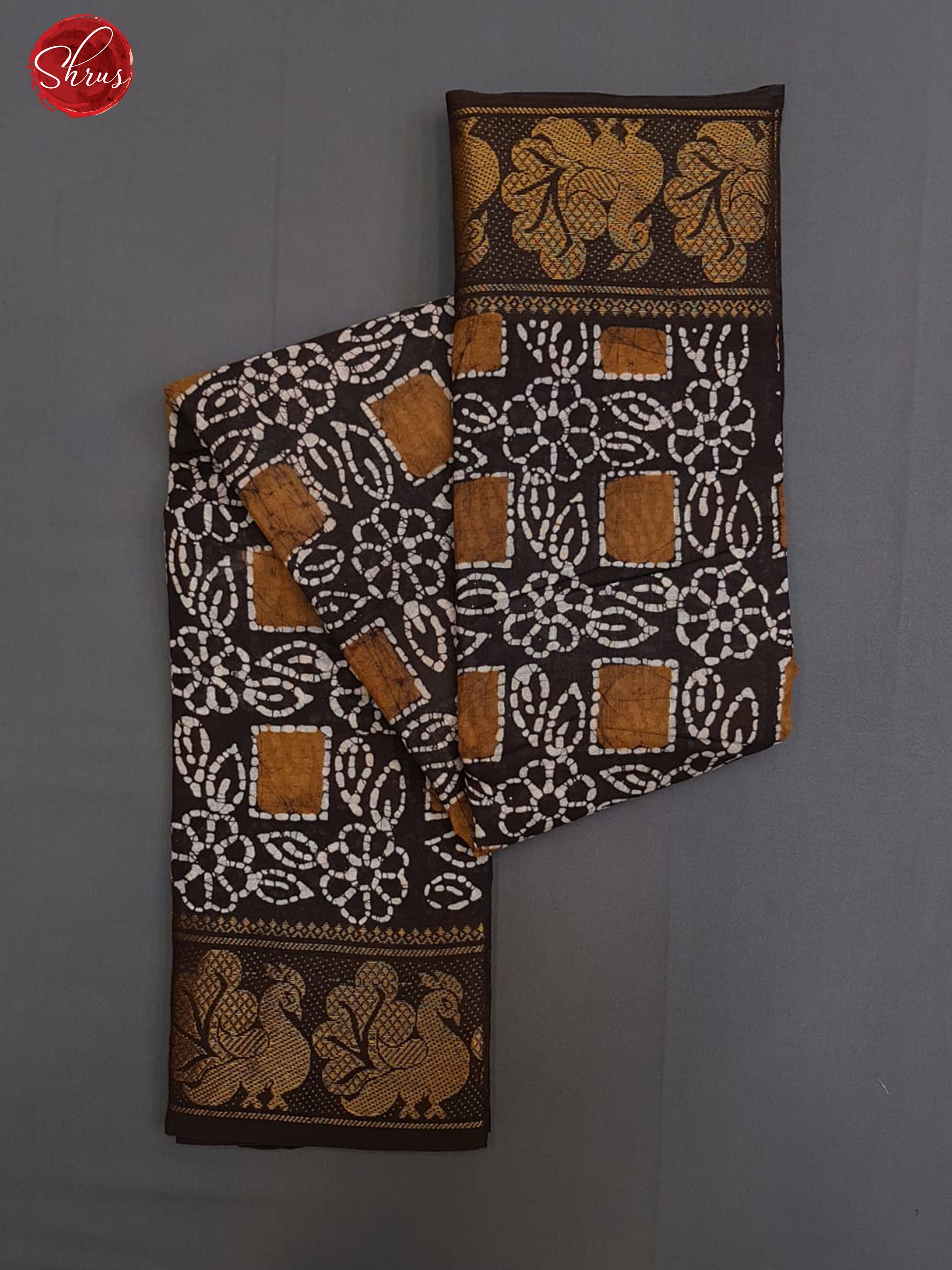 Brown (Single Tone)- Sungudi Cotton with floral print on the body & Zari Border - Shop on ShrusEternity.com